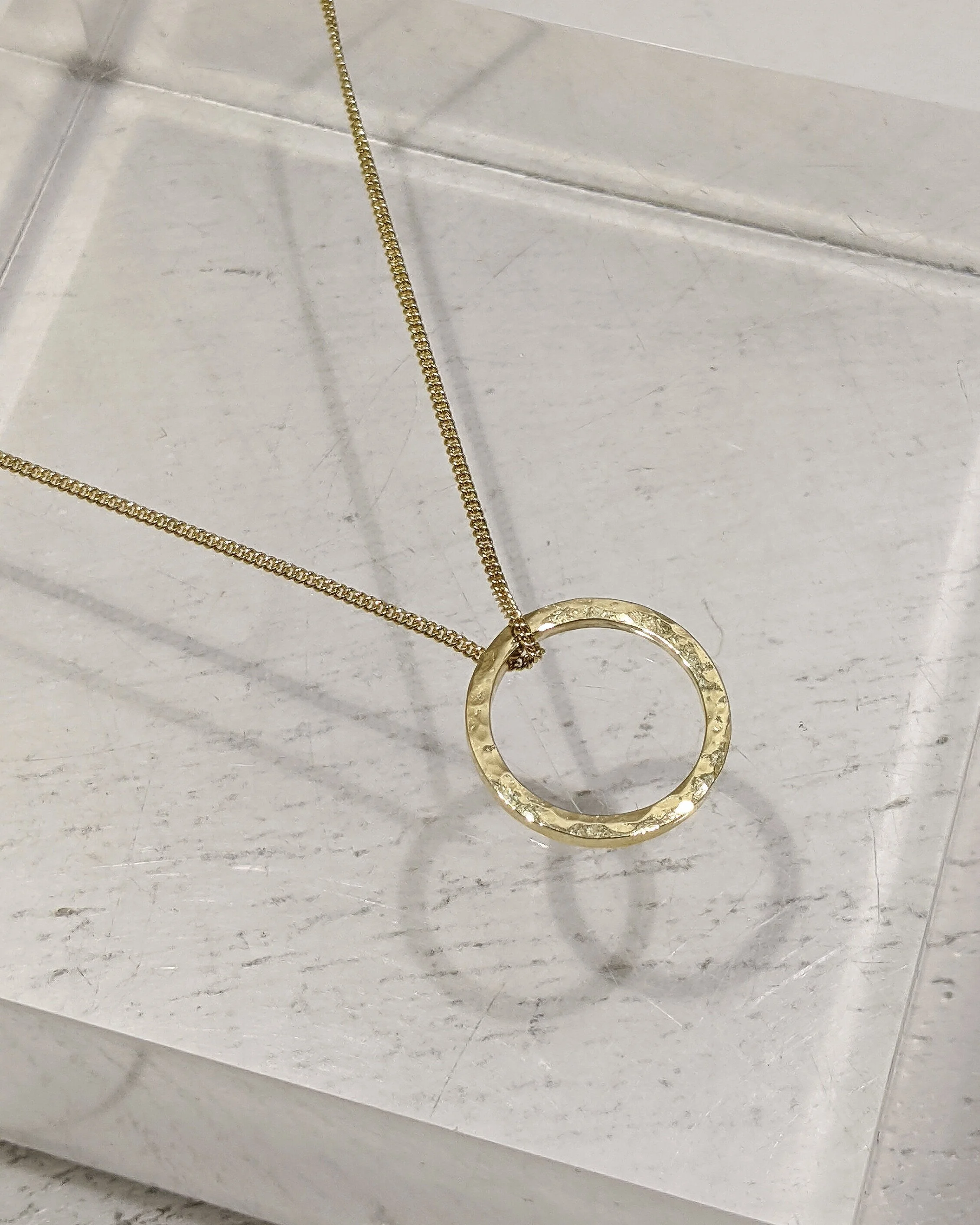 9ct Yellow Gold Hammered Ring Pendant 