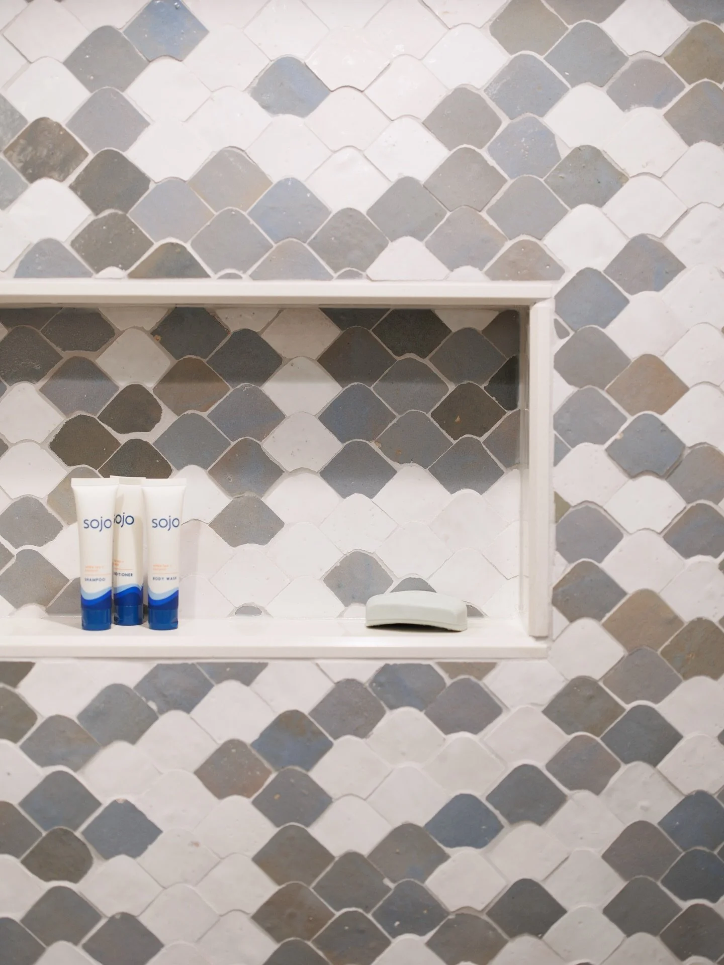 Working with hand-cut tile is such a treat. 

#interiordesign #interiordesigner #milwaukeeinteriordesign #milwaukeeinteriordesigner #design designer homedecor home homedesign construction remodel generalcontractor smallbusiness smallbusinessowner wom