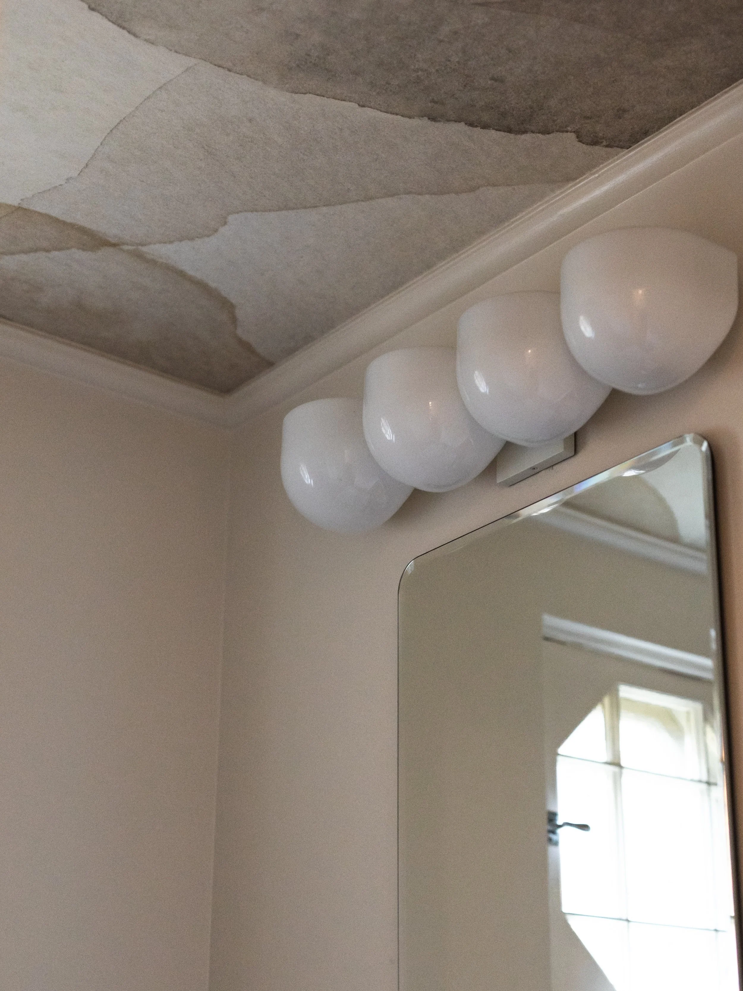 Softness with structure. 

#generalcontractor #remodel #bathroomremodel #milwaukeehomes #renovation