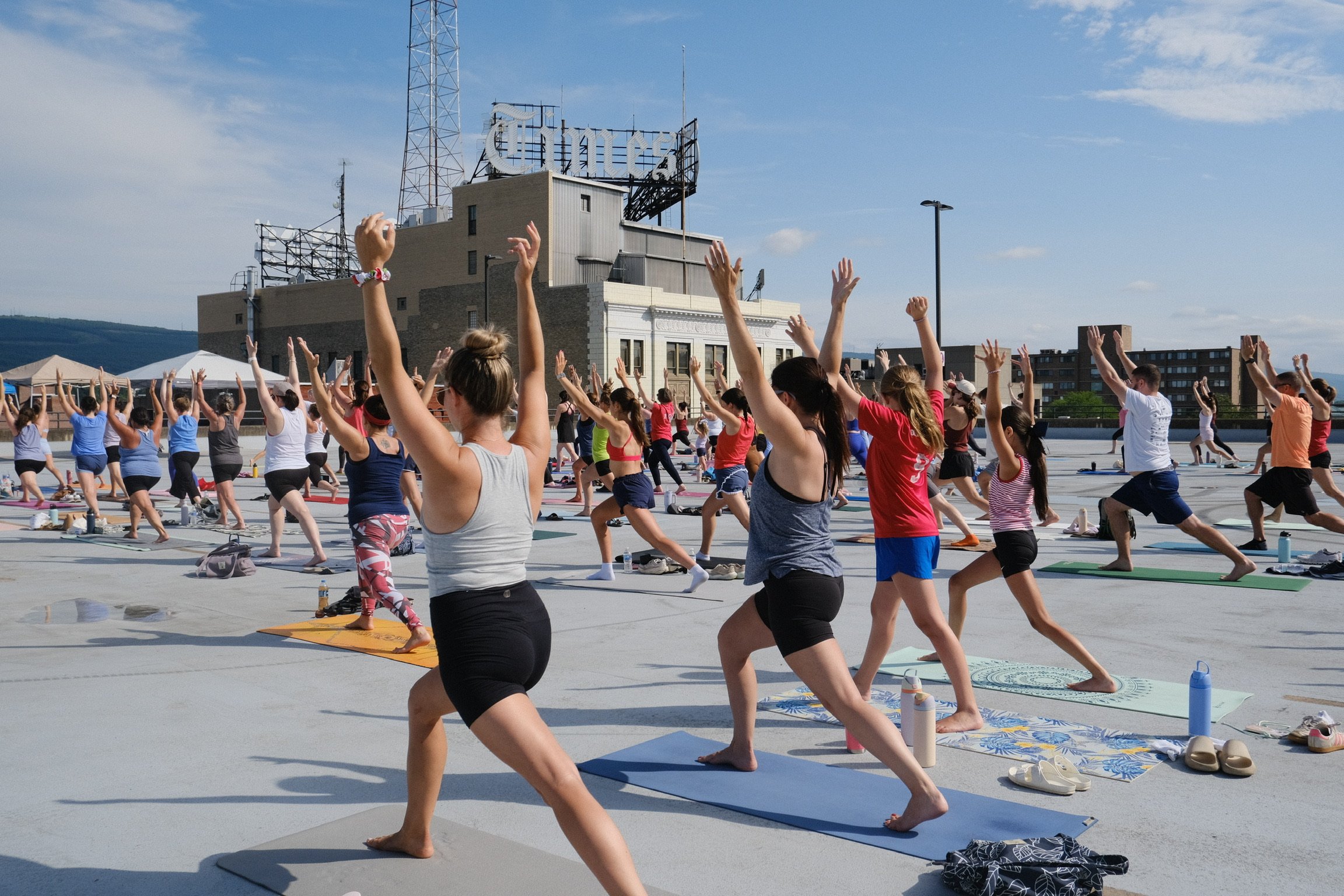 jaya-yoga-studio-crescent-lunge-yoga-on-the-roof-scranton-2026.jpg