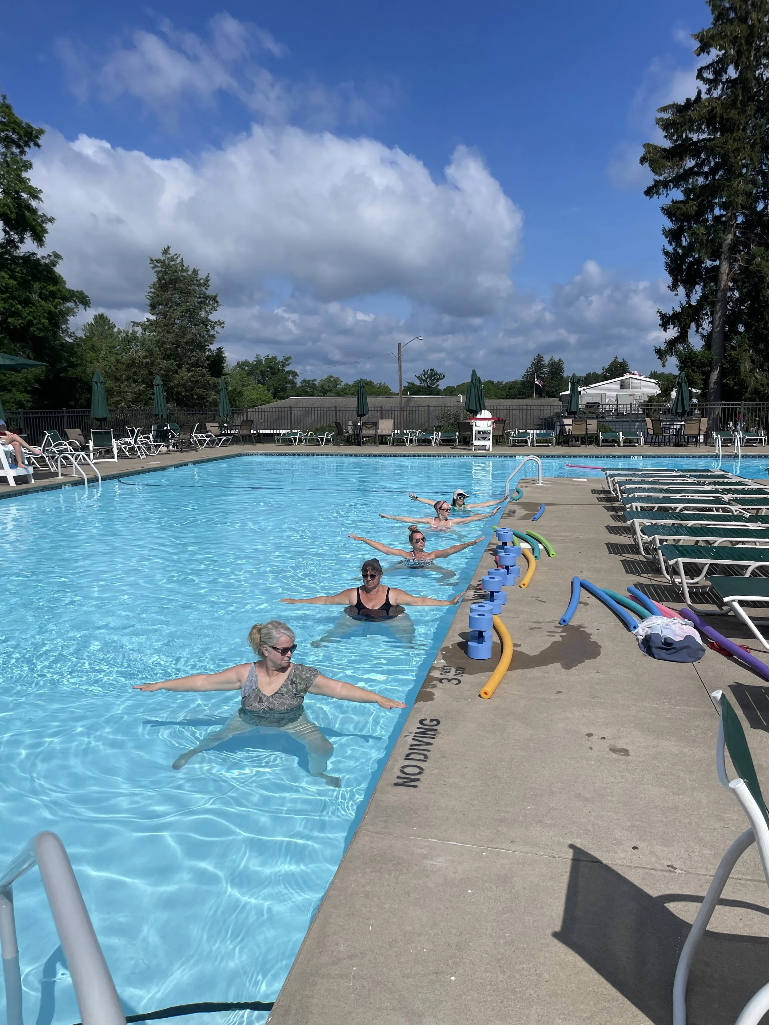 Outdoor Aqua Yoga class at Glen Oak Country Club in Clarks Summit, PA led by Jaya Yoga.