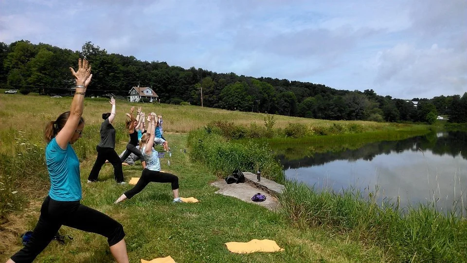 outdoor-yoga-hiking-experience-lackawanna-state-park-clarks-summit-pa-scenic-group.jpg