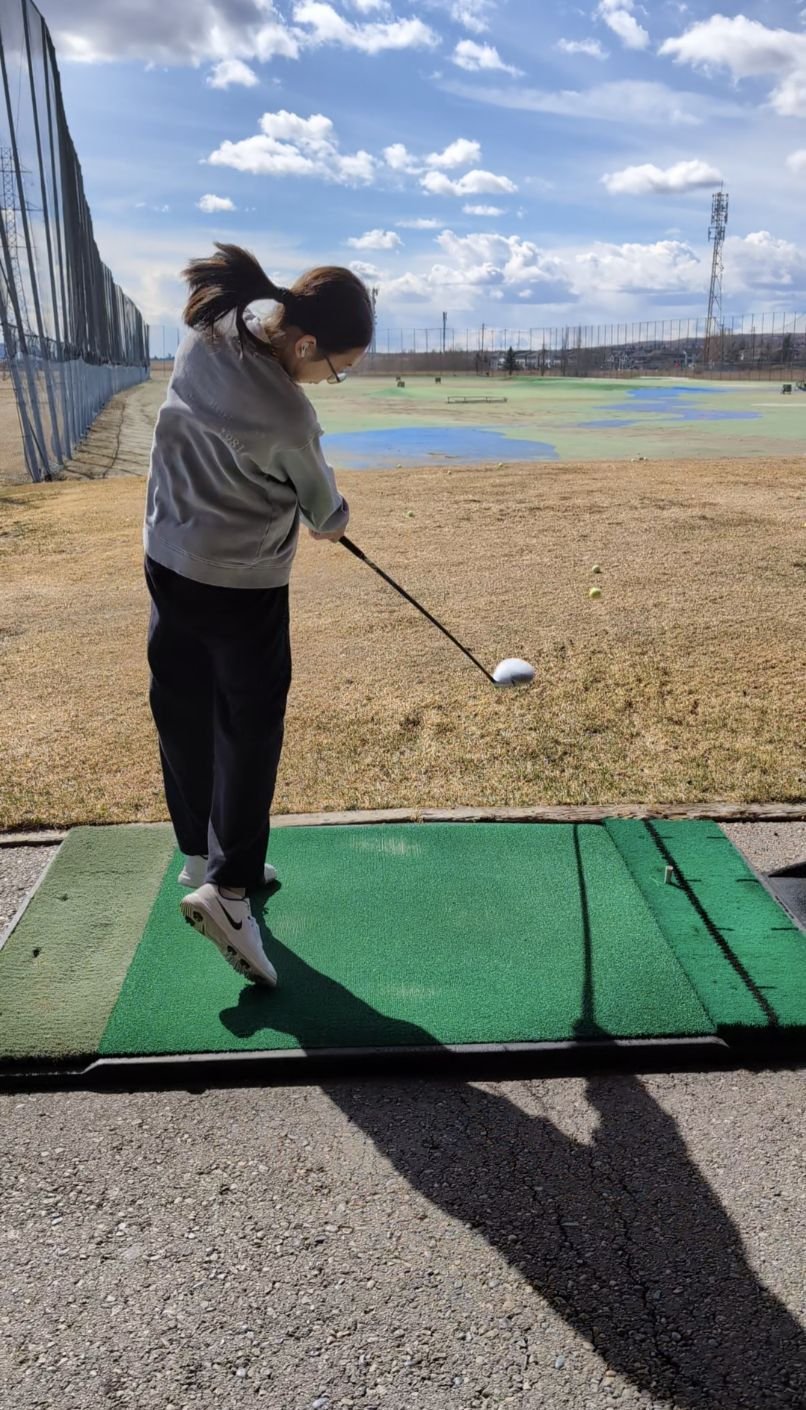 2025 Junior Golf Lesson Class.jpg