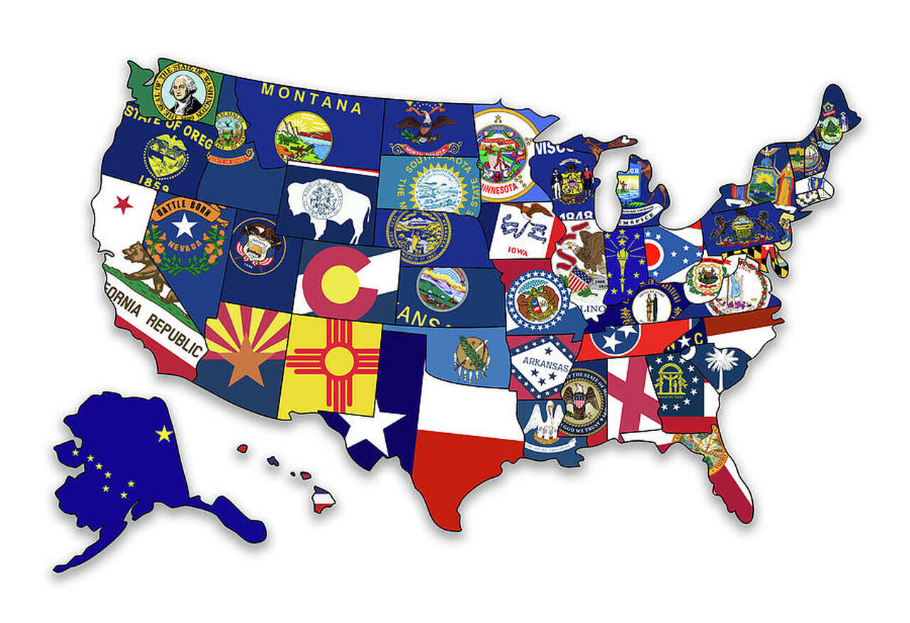 Сколько штатов на флаге. Штаты США. Флаги Штатов Америки. Карта США со Штатами. Карта Штатов Америки с флагами.
