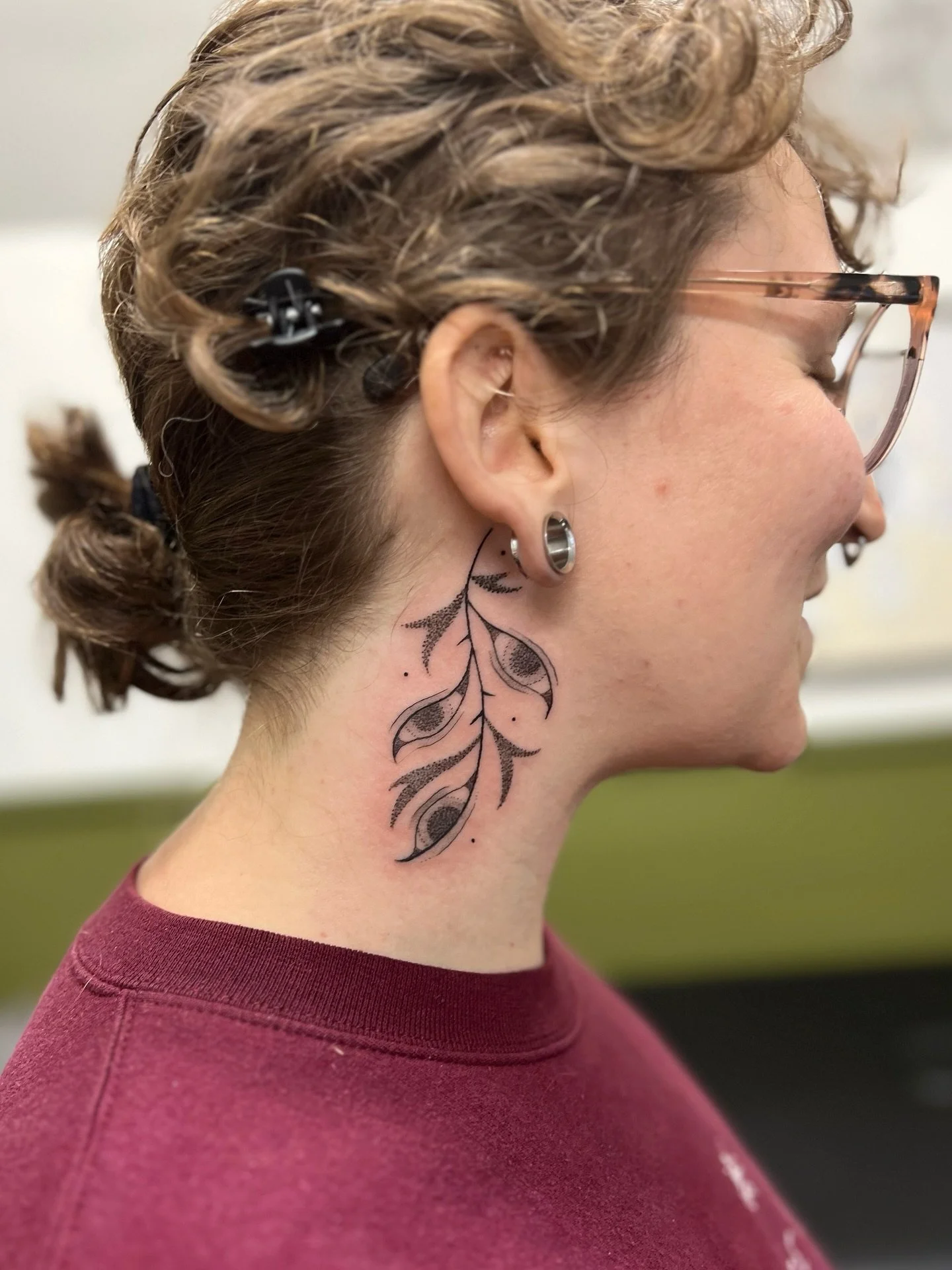 Very fun placement of my repeatable flash for Madi! This flash design is part of my $150 flash deal if you wanna snag your own 😘

Thanks so much for the trust 💖

✧ ✧ ✧ 

✶ BOOKS OPEN ✶
booking form in b!o
plantmole@gmail.com

(Booking Dec - Feb)

✧