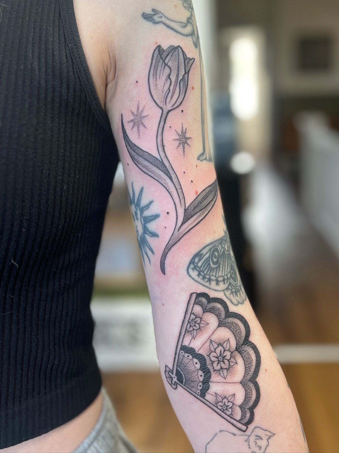 A few filler tattoos for Bree! Thanks for the the trust, especially in the spicy ditch 🥹❤️

✧ ✧ ✧ 

✶ BOOKS OPEN ✶
booking form in b!o
plantmole@gmail.com

(Booking Nov - Dec)

✧ ✧