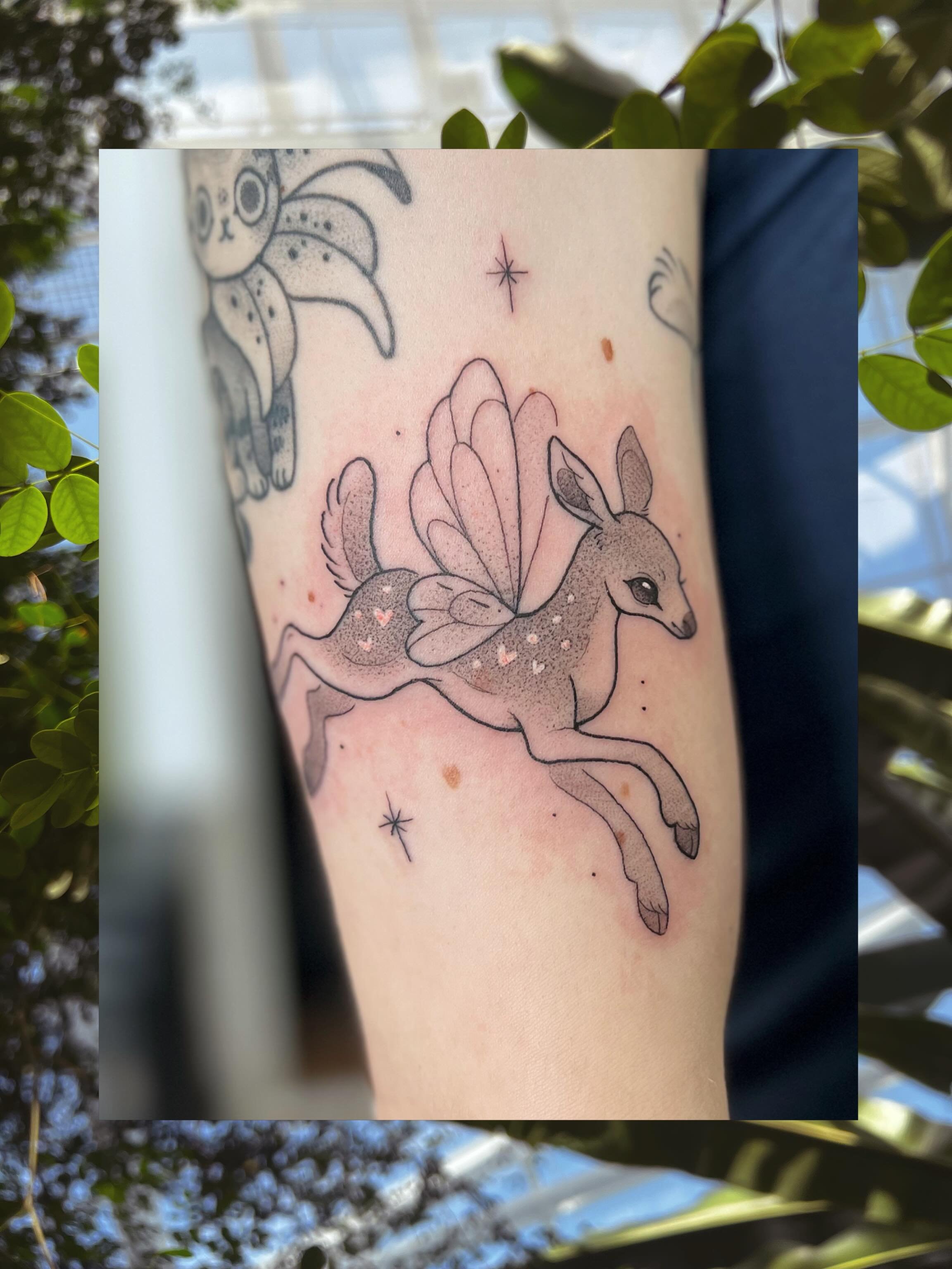 A whimsical fairy fawn for sweet Alice 💖🎀 

I&rsquo;ve been drawing in the sunshine and it&rsquo;s been melting that winter cold in my bones 

More sweet creatures to come ✨ any flash y&rsquo;all are looking to see? Comment down below and I&rsquo;l