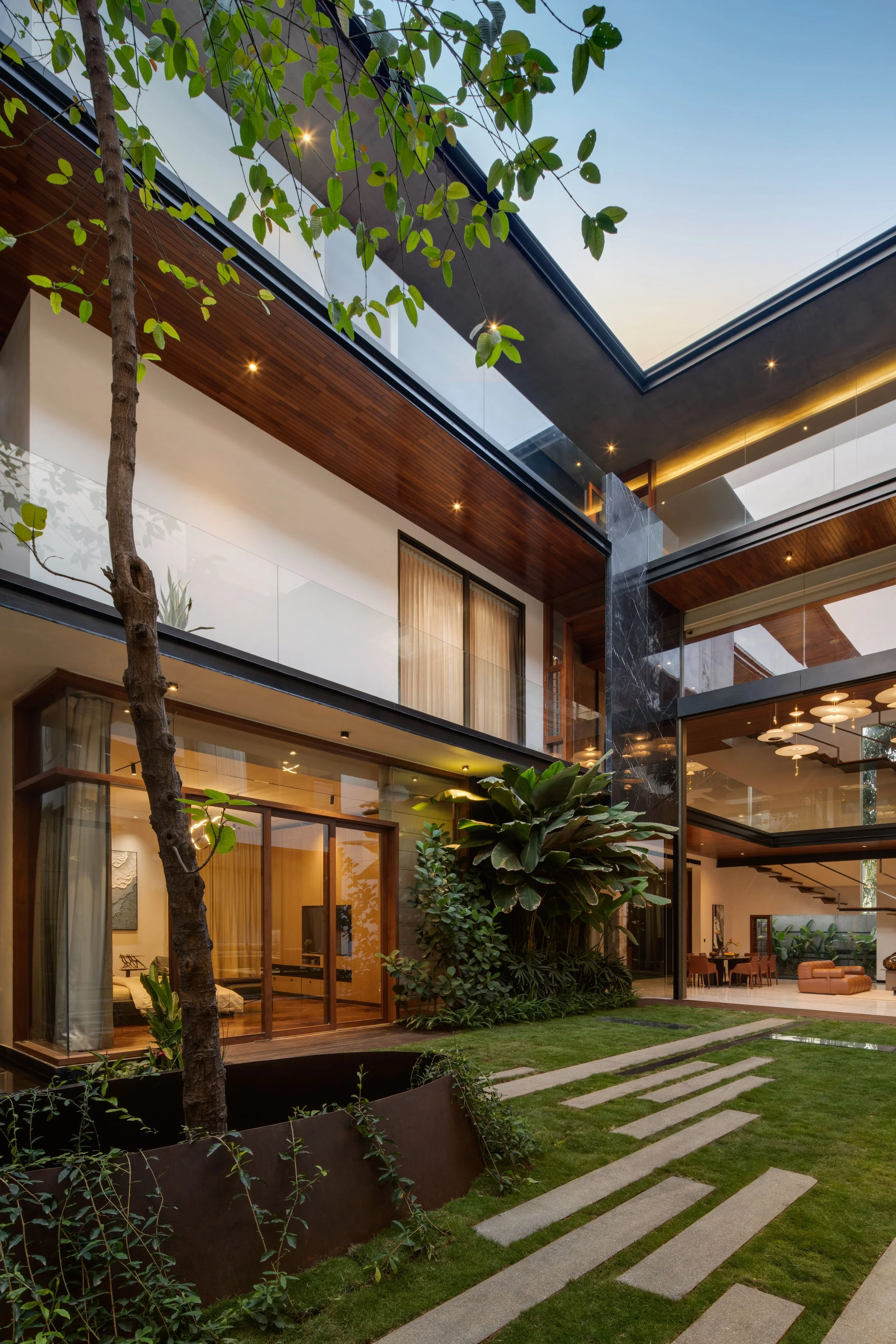 _SJP2396-Edit copy.jpg