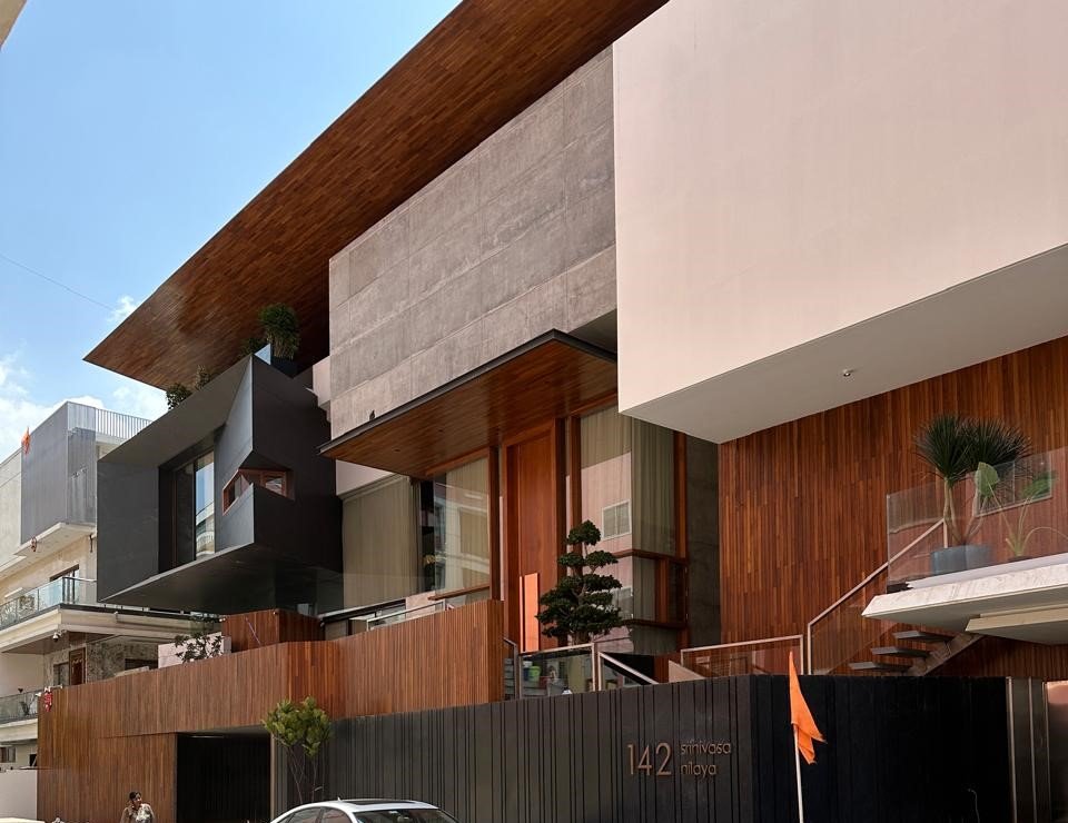 Courtyard House