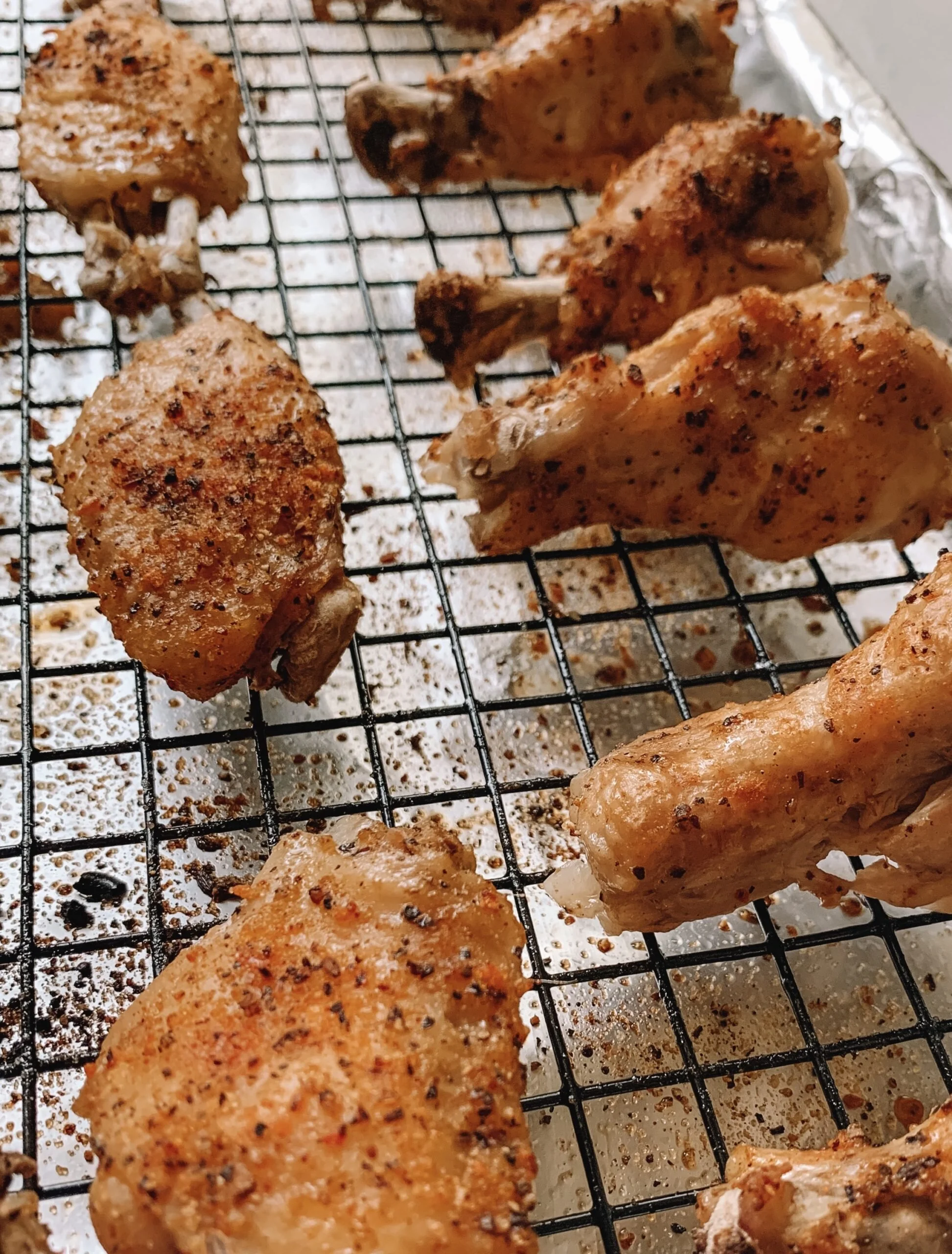 Instant Pot Chicken Wings with Alabama White Sauce
