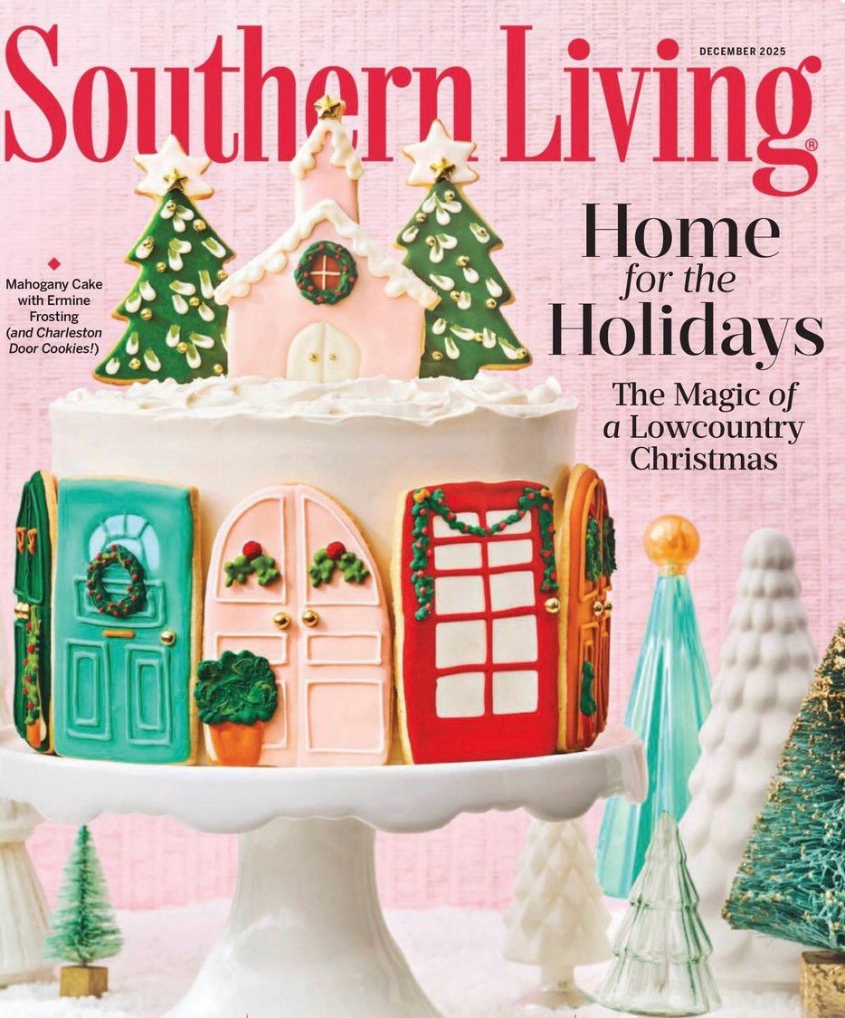 Merry Christmas to all, and to all a good night 🎄✨
Creating cookies for the Big White Cake edition of @southernlivingmag was truly a dream come true. I couldn&rsquo;t let the season end without sharing moments from one of my favorite projects of 202