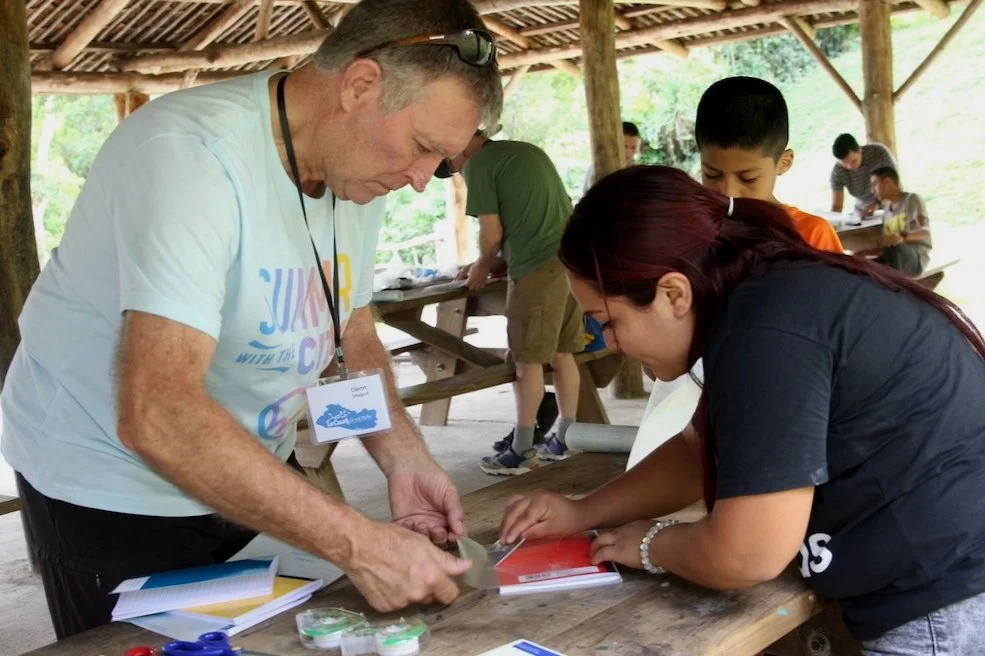 It's Back to School in El Salvador!