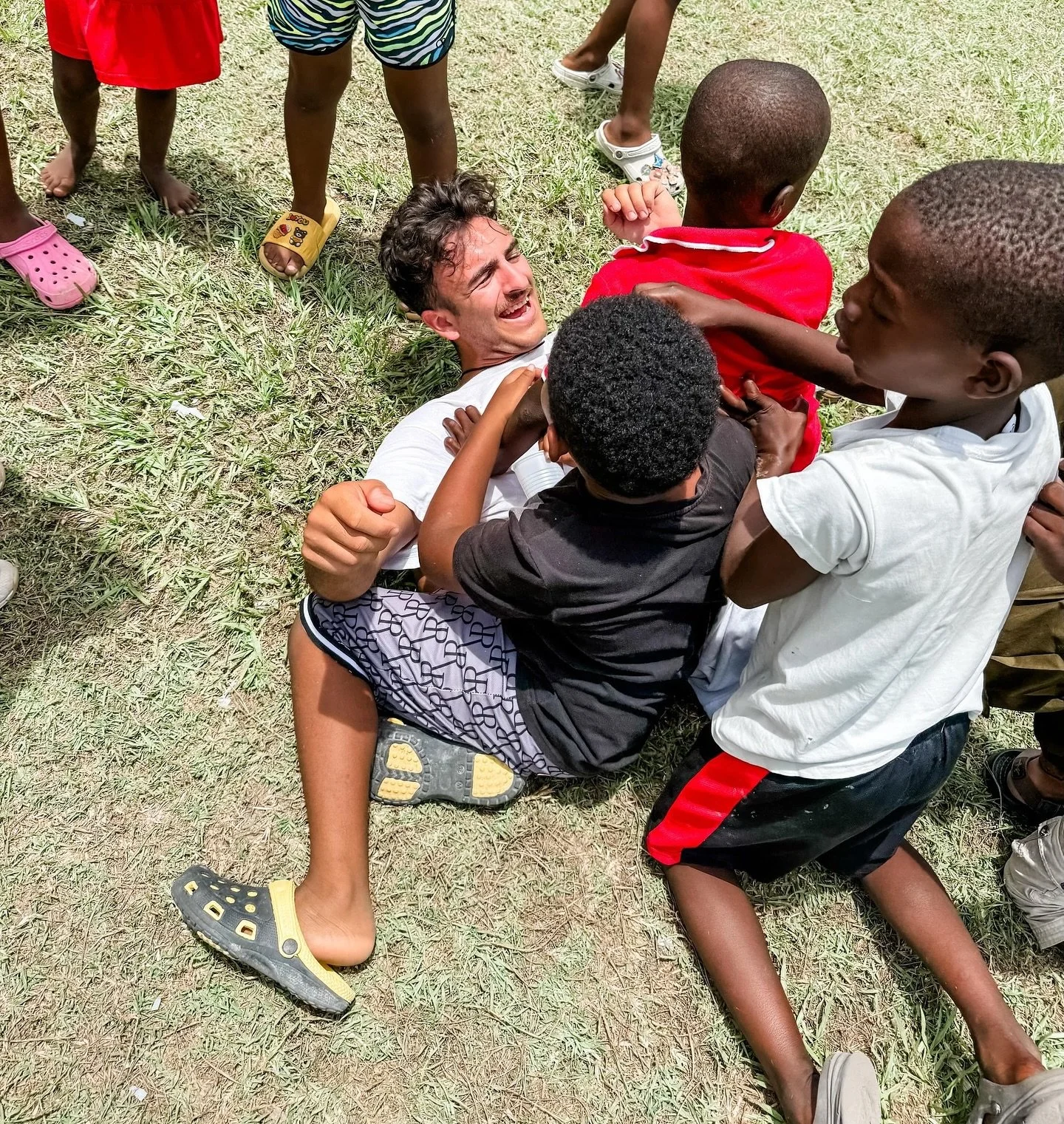 Looking to make plans for spring break?

Take your family on a global(x) journey to the Dominican Republic!

You&rsquo;ll spend the week walking alongside our partner, 410 Bridge, who&rsquo;s making a real difference by empowering local leaders and f