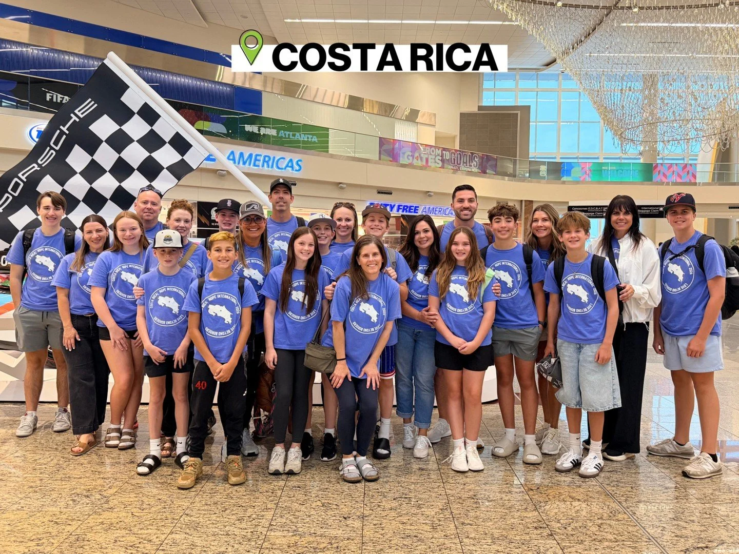 Costa Rica is getting a little extra love this week! 🇨🇷💚

Two global(x) Family Teams are on the ground. One is a Woodstock City Team and other is a multi-campus team. 

It'll be a week full of new friendships, shared meals, hands-on projects, and 