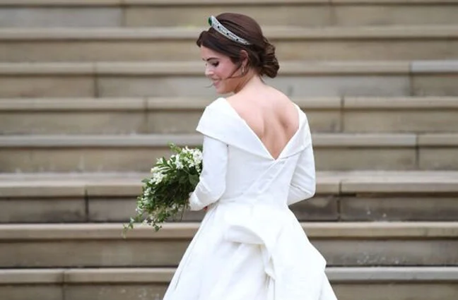 Princess Eugenie's wedding dress by Peter Pilotto gives nod to her battle with scoliosis