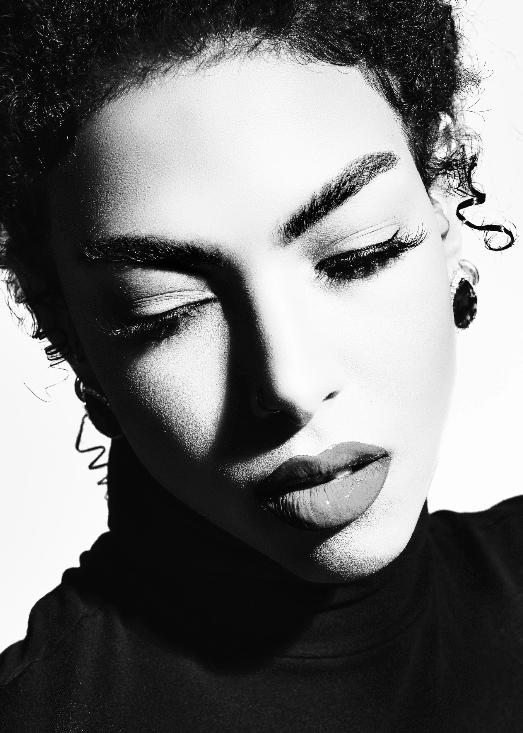 Portrait of a lady in bw.JPG