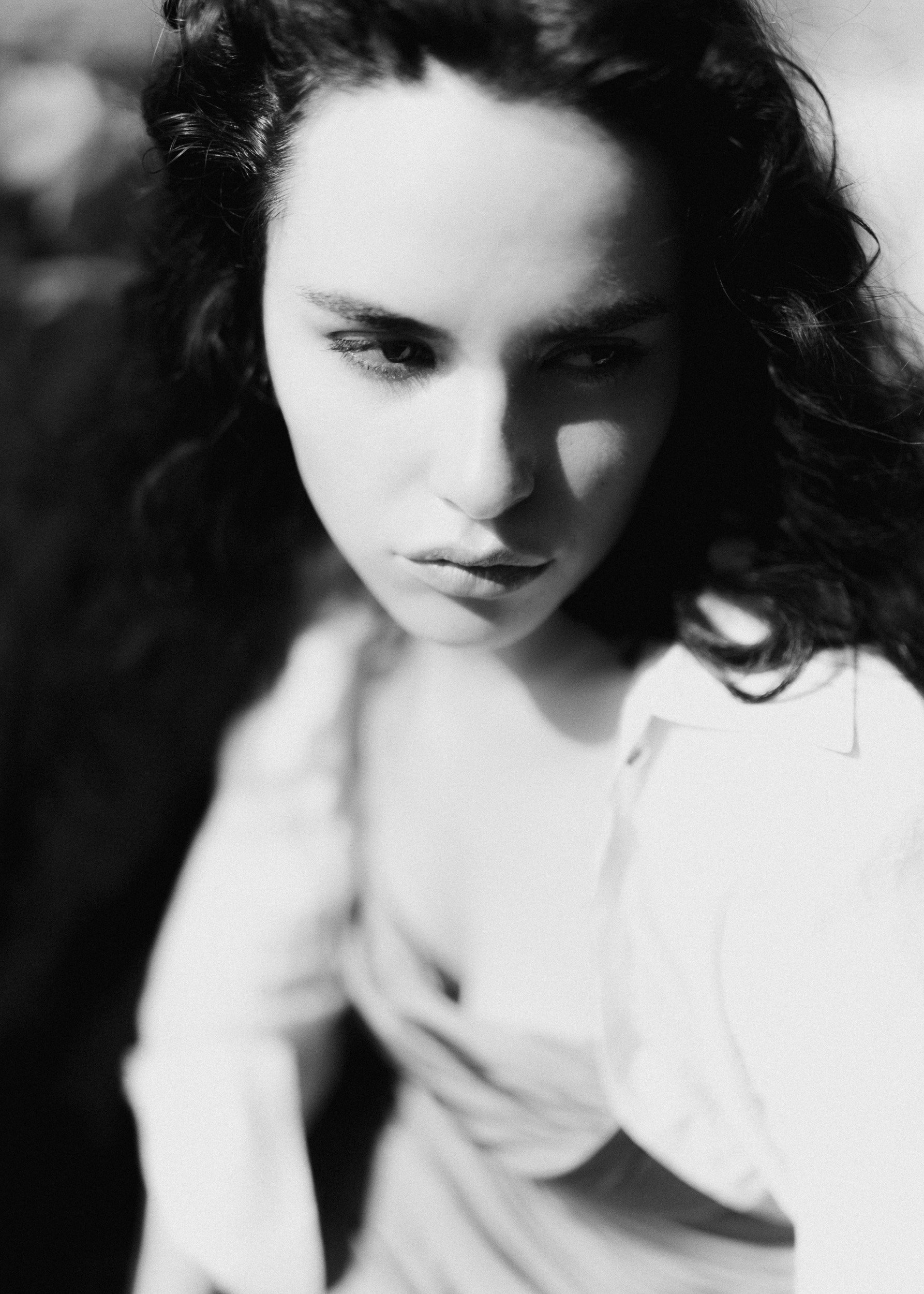 Portrait of a lady in bw.JPG