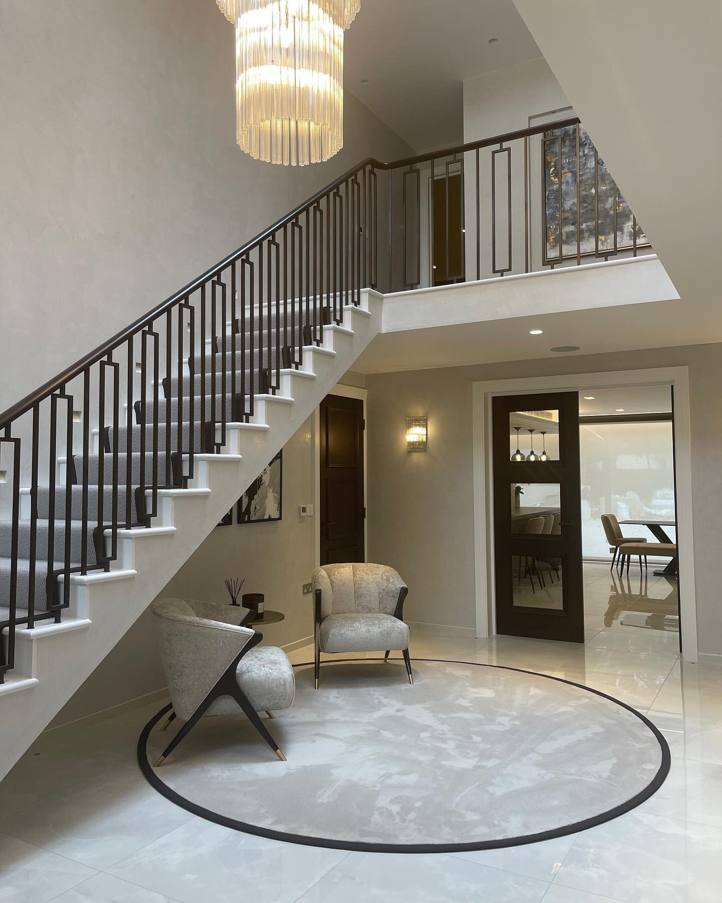 Love this beautiful home we&rsquo;ve almost completed, @stevenfosterlondon supplied and installed all the carpets and bespoke rugs for this project.

We look forward to sharing more images of our work. 

#stevenfoster 
#stevenfosterlondon
#london
#ch