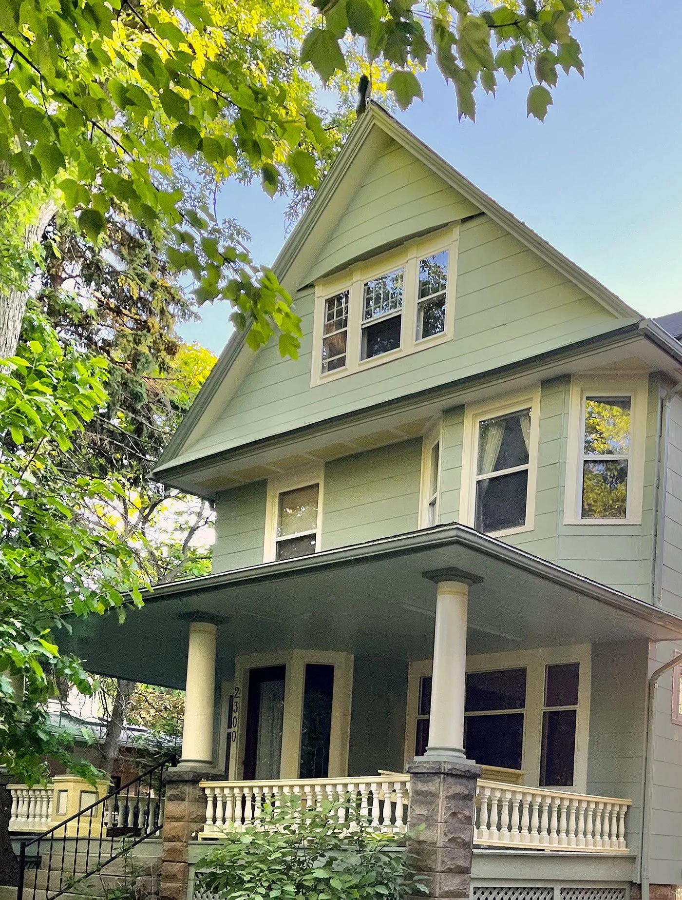 New colour design for the exterior of a large character home in Cleveland Heights.