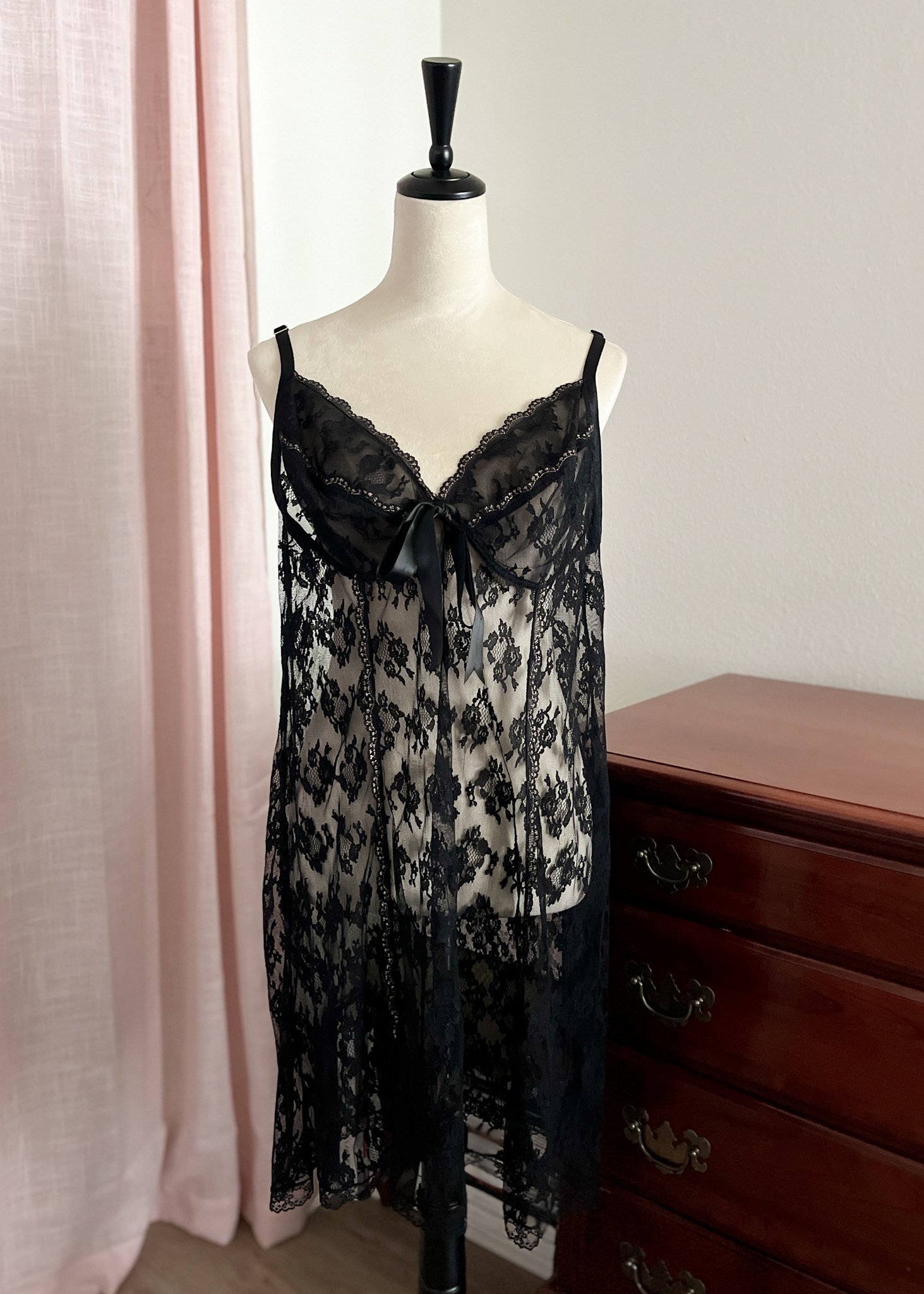 Black Lace Lingerie Dress (18/20)