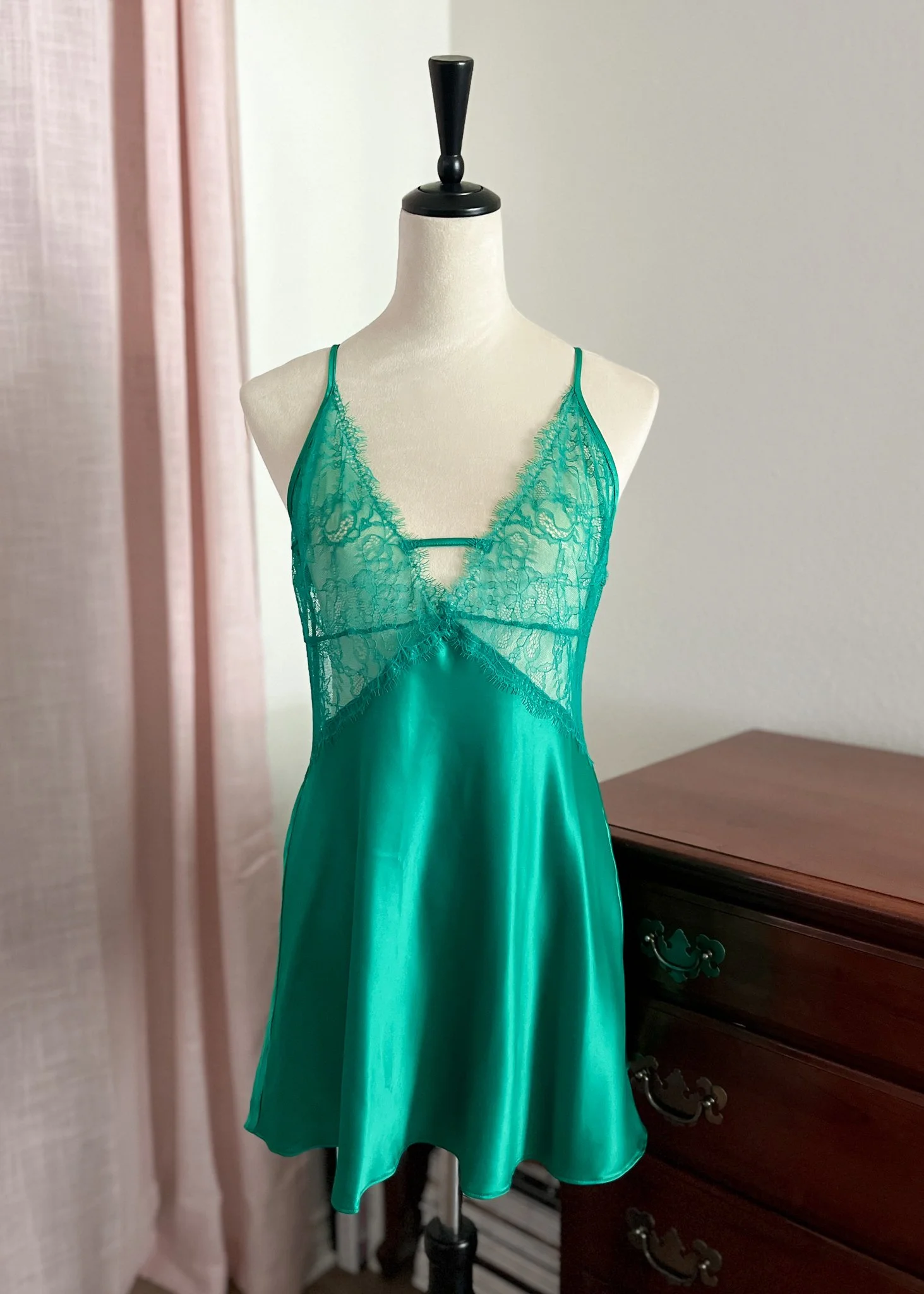 Victoria's Secret Emerald Lace Nightie (L)