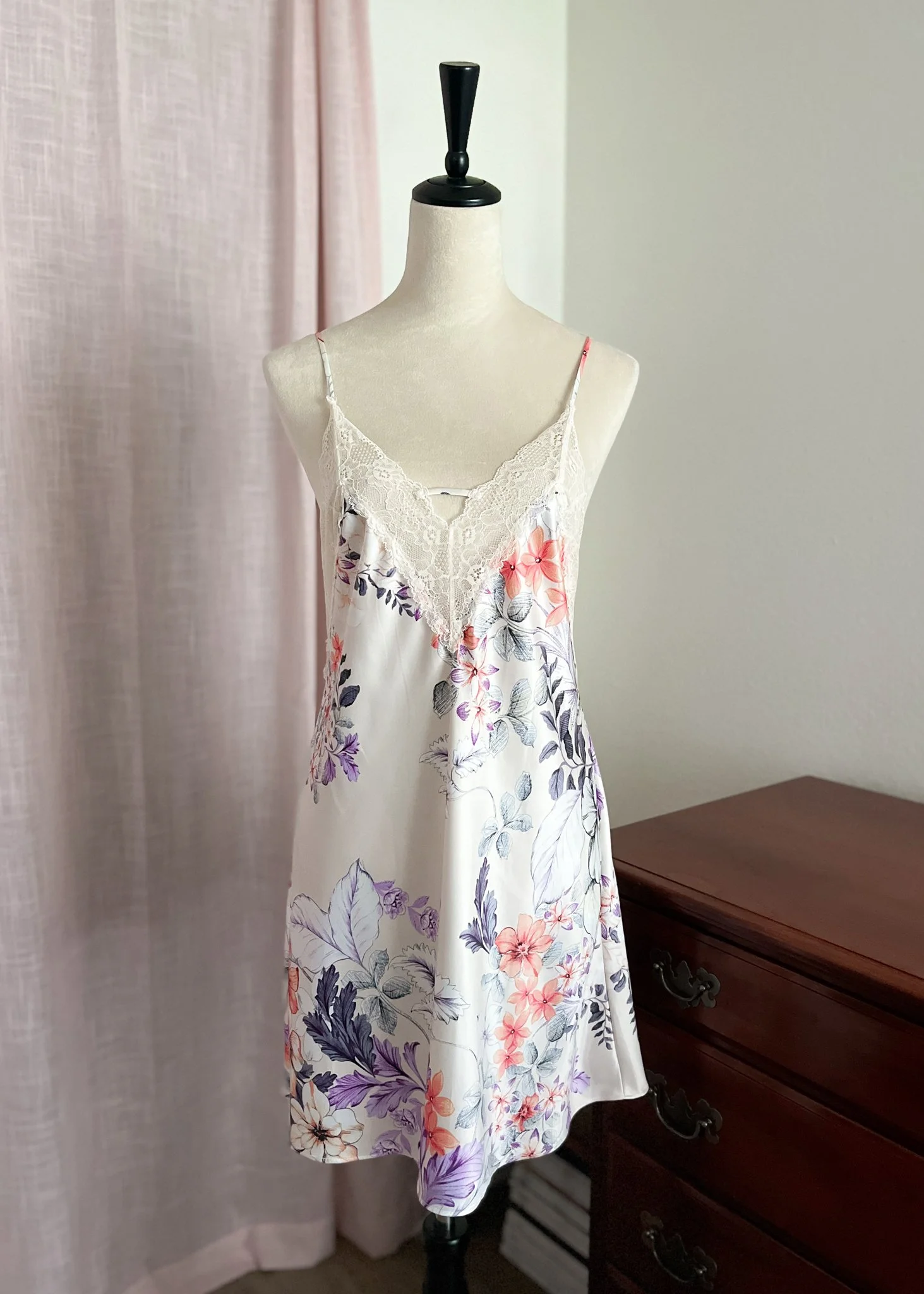 Floral Lace Nightie (M)