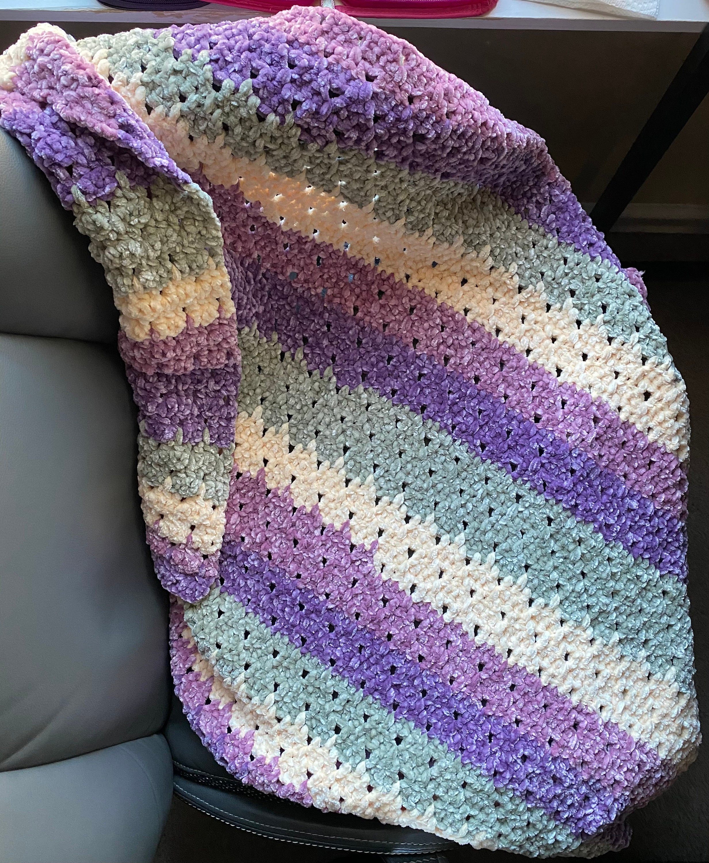 https://i.etsystatic.com/21908271/r/il/f9daac/2659985579/il_fullxfull.2659985579_kezg.jpg