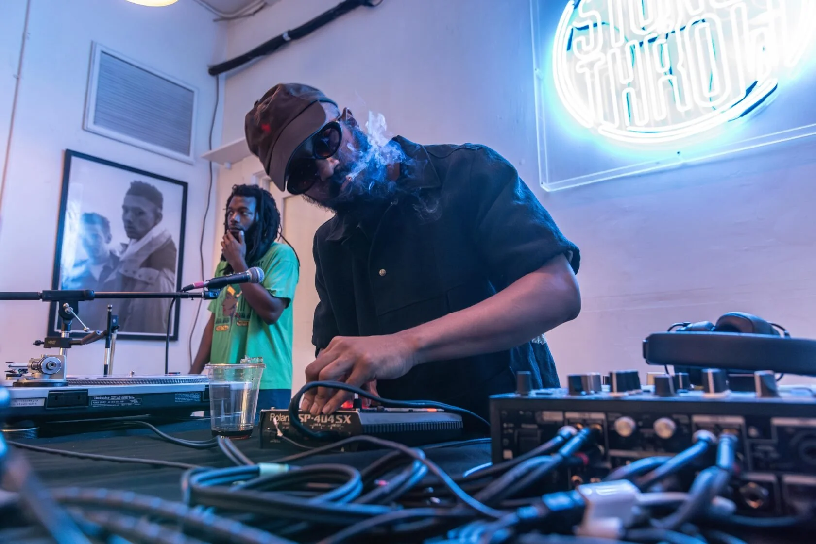 roland-stones-throw-event-recap-digital-photos-33-1680x1121.jpg