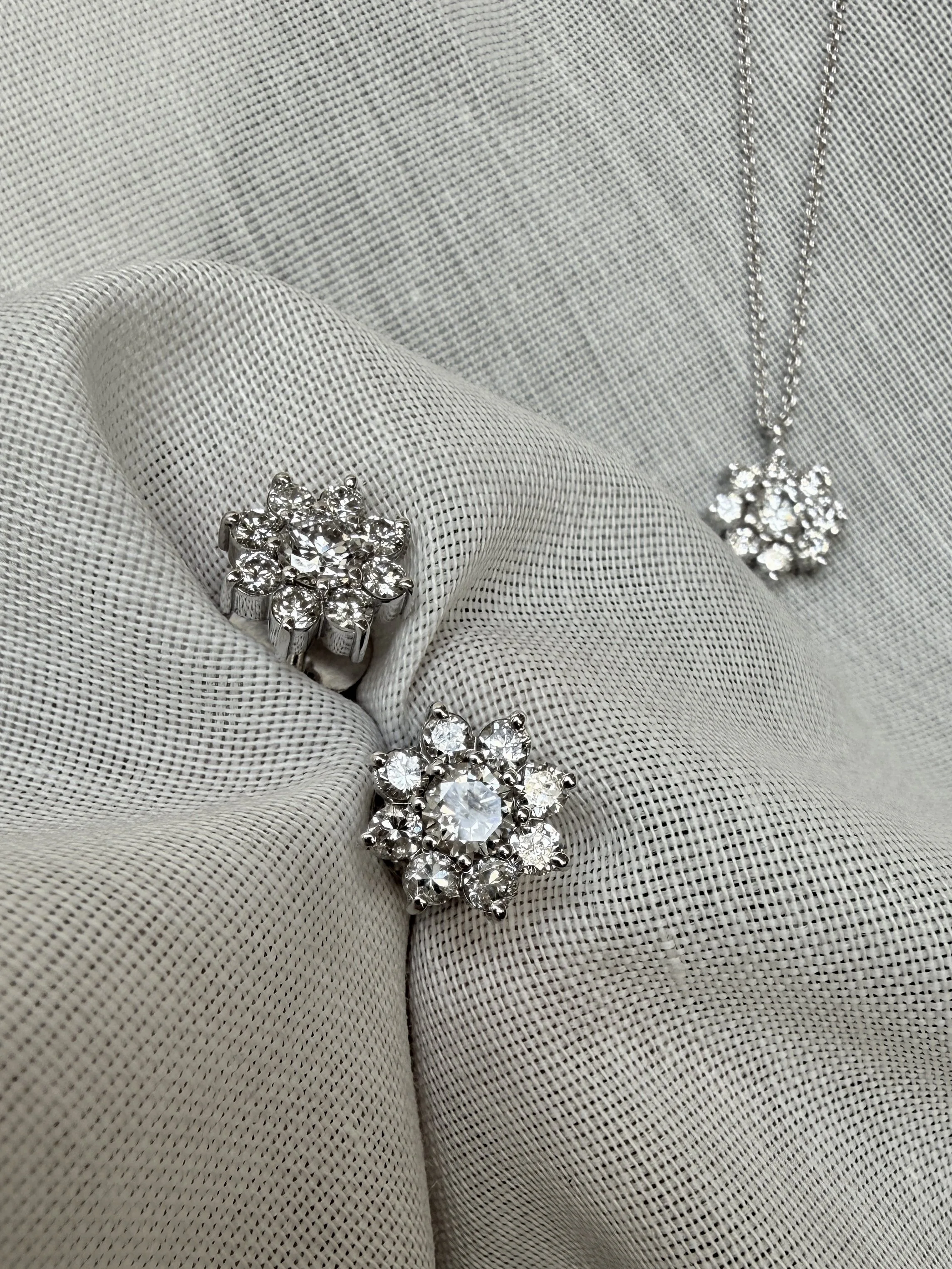 Schmuck mit Geschichte neu gedacht