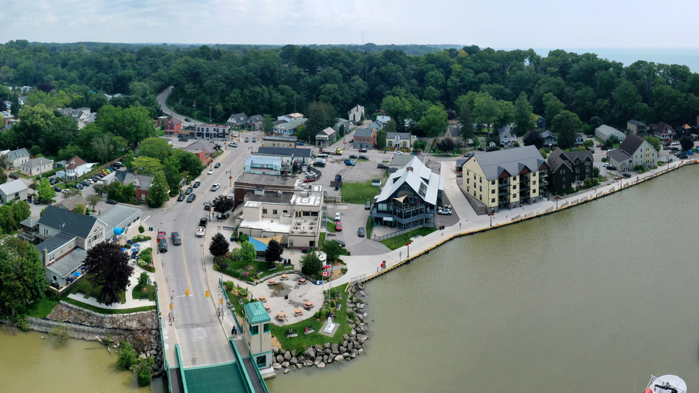 Pros and Cons of Living in Port Stanley, Ontario A Comprehensive Guide