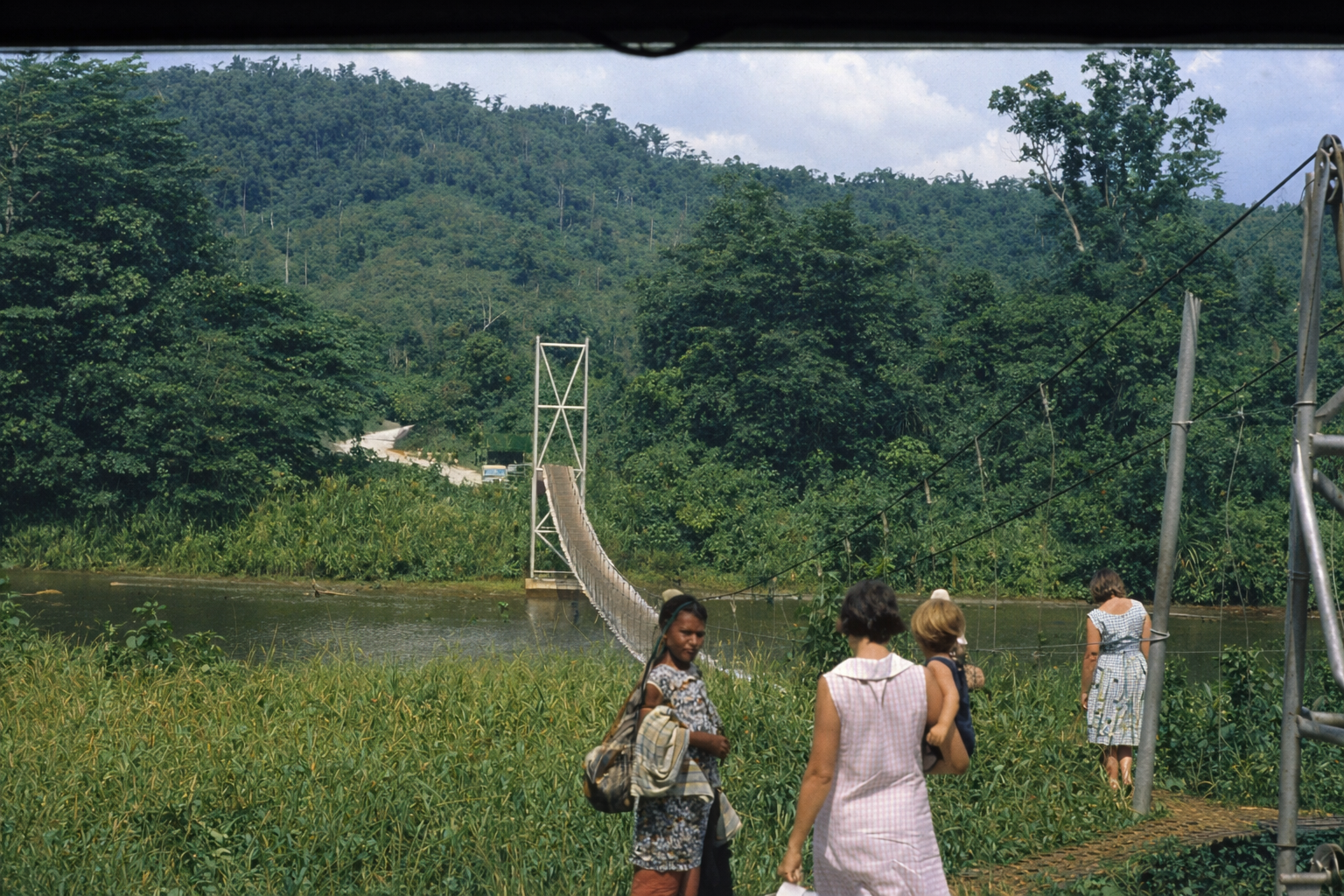 Mapi swinging bridge -2.jpg
