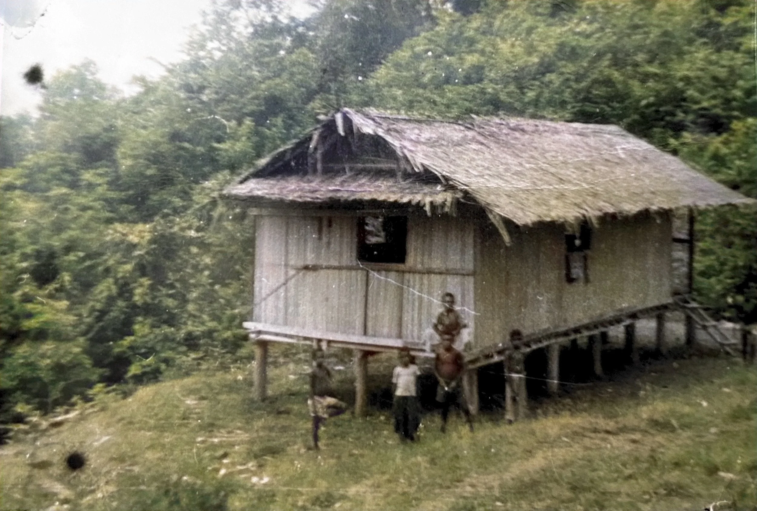Teacher or worker at Malalo housing-1.jpg