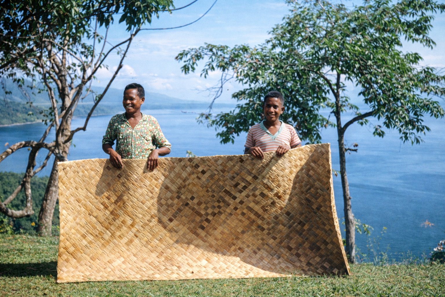 Wove sleeping mat by SchoolBoys-2.jpg