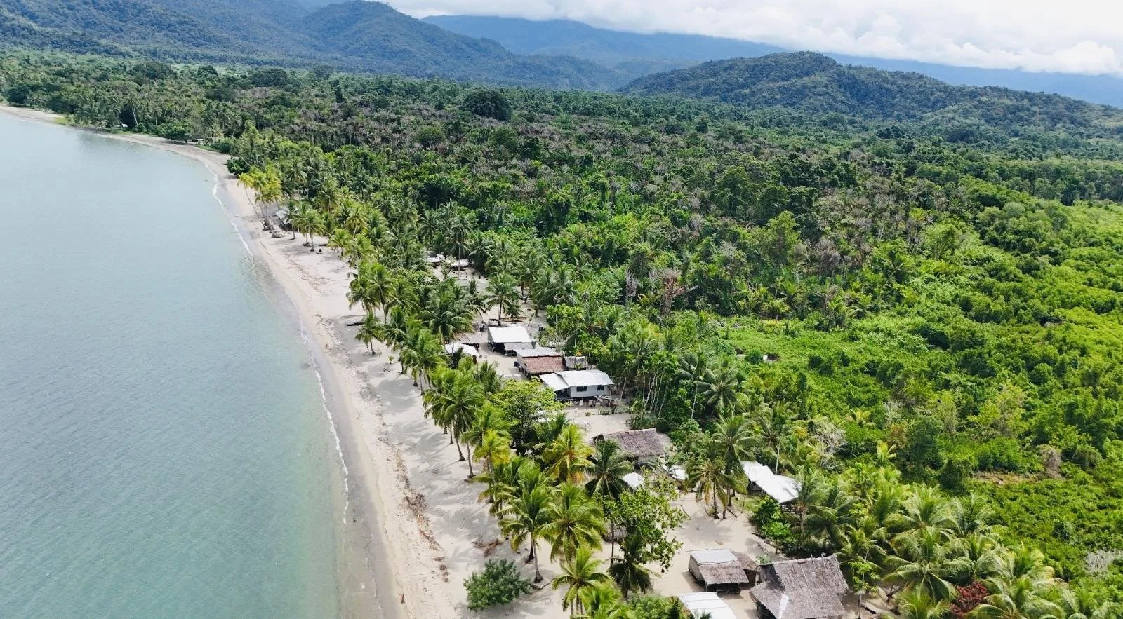 Laugui, Salamaua, in the Huon Gulf of Morobe,.jpg