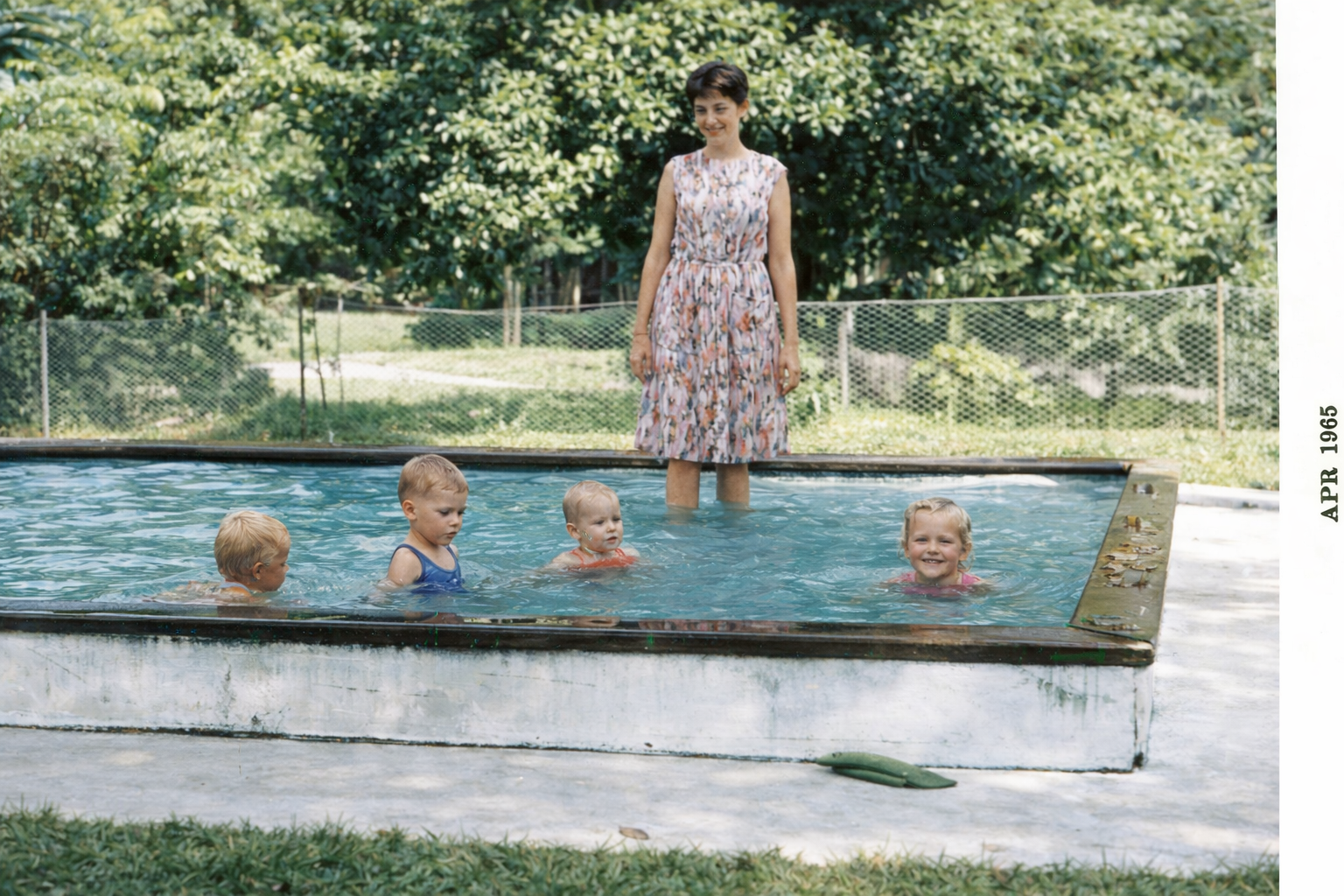 1966Alvin Ina Erickson family in Lae  PNG (12)-1.jpg