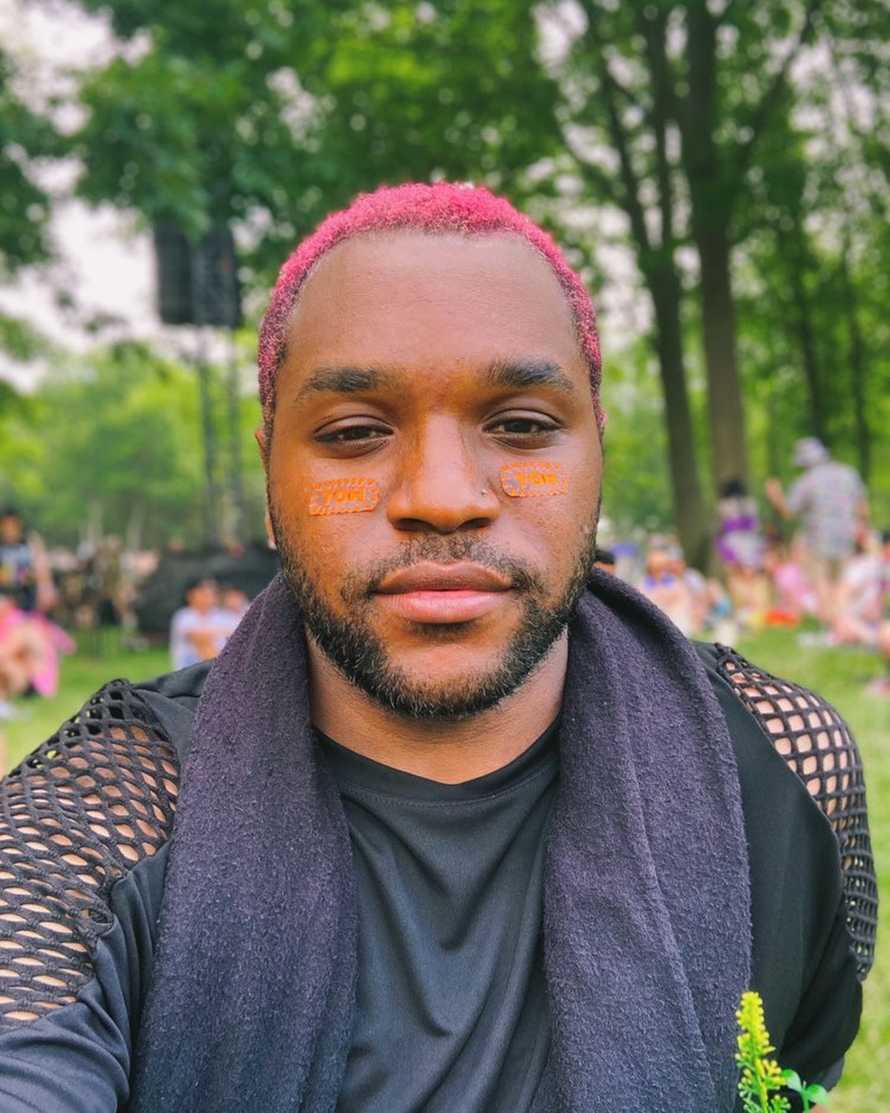 #happyforest to @is_this_caleb_ who chose our mesh cut-out long sleeve shirt for his Electric Forest day 1 fit. Would ya&rsquo;ll like to see more style options added to the emo streetwear collection?
.
.
#alternativefashion #raveboy #melaninravers #