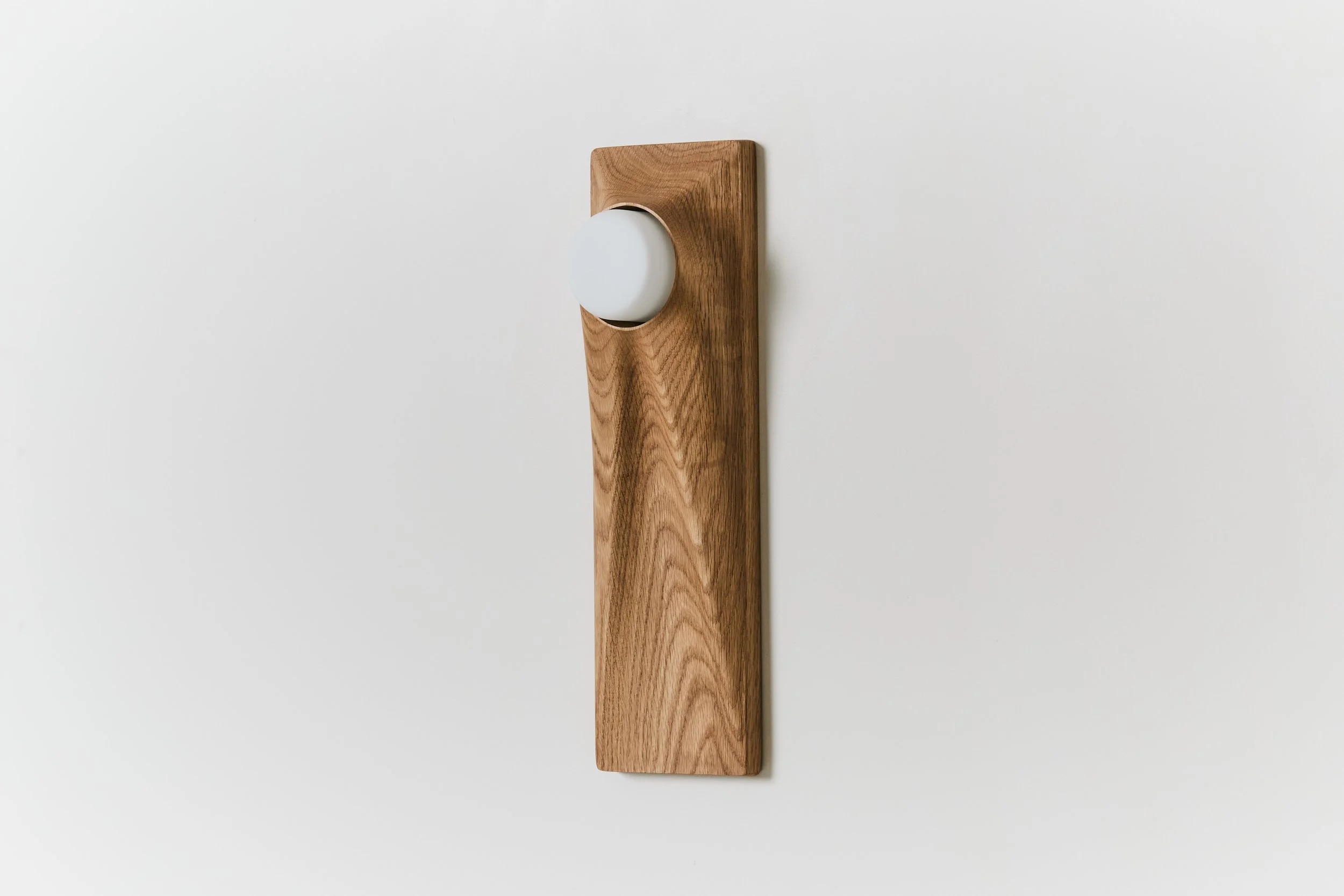 Riva_Tall_Oak_White Frosted_Side_Off.jpg