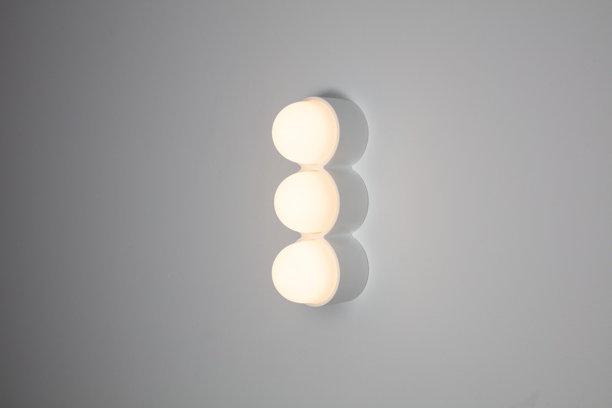 WEB_oft_rider_triple_white_white frosted_side_on.jpg