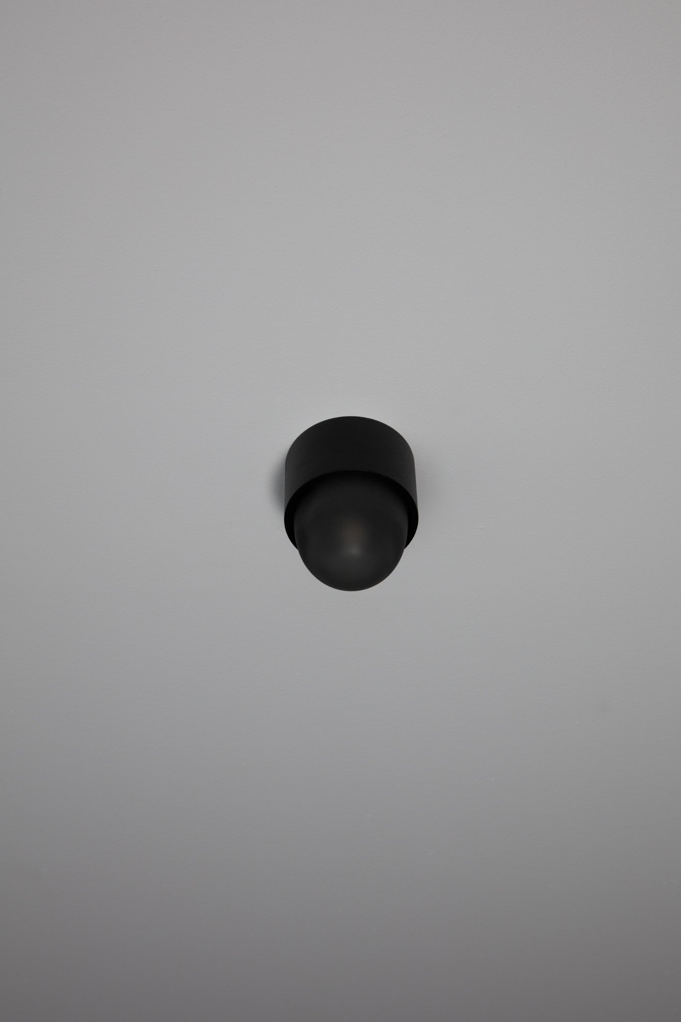 WEB_oft_rider_single_black_black frosted_side_off.jpg