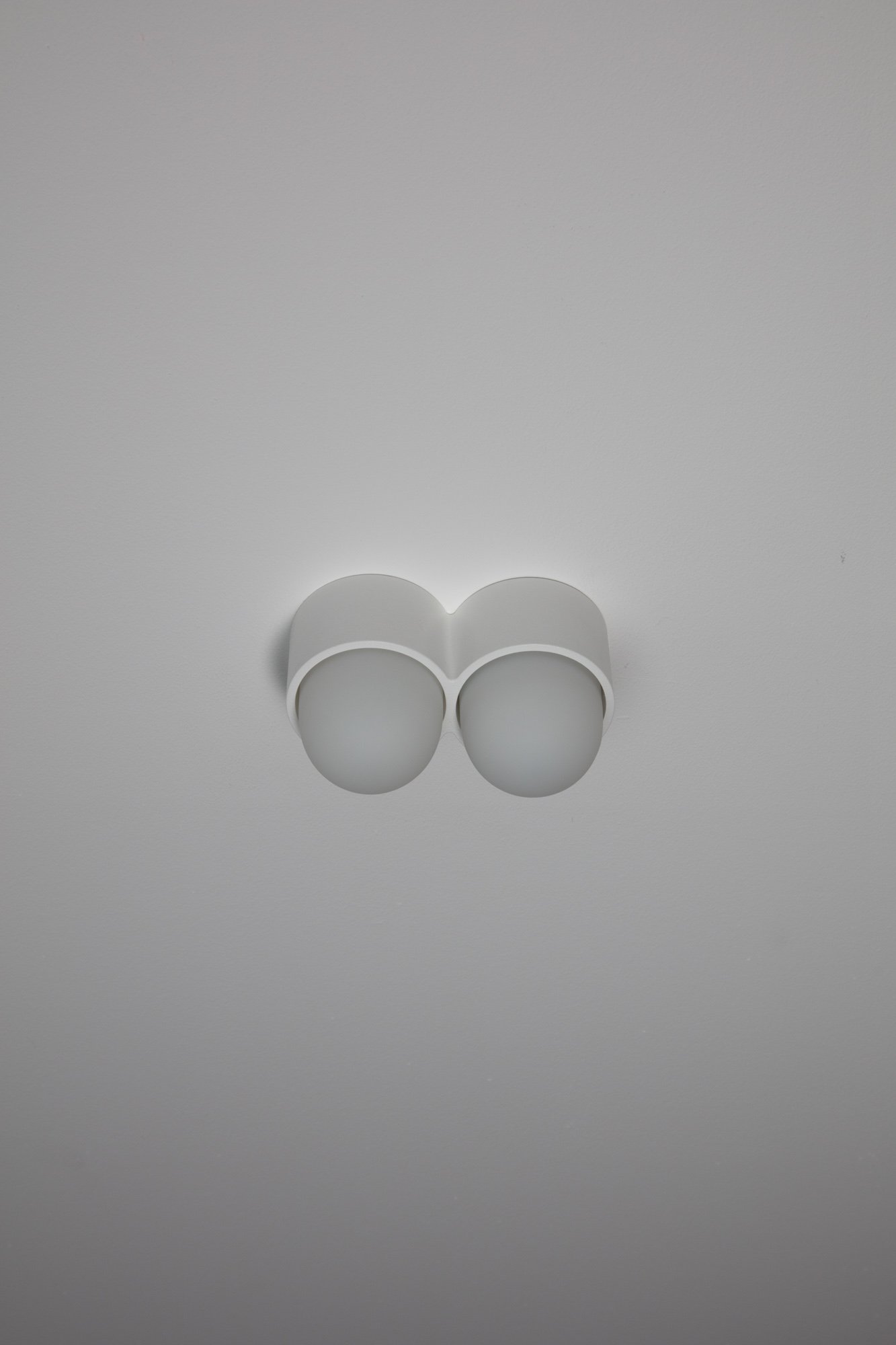 WEB_oft_rider_double_white_white frosted_side_off.jpg