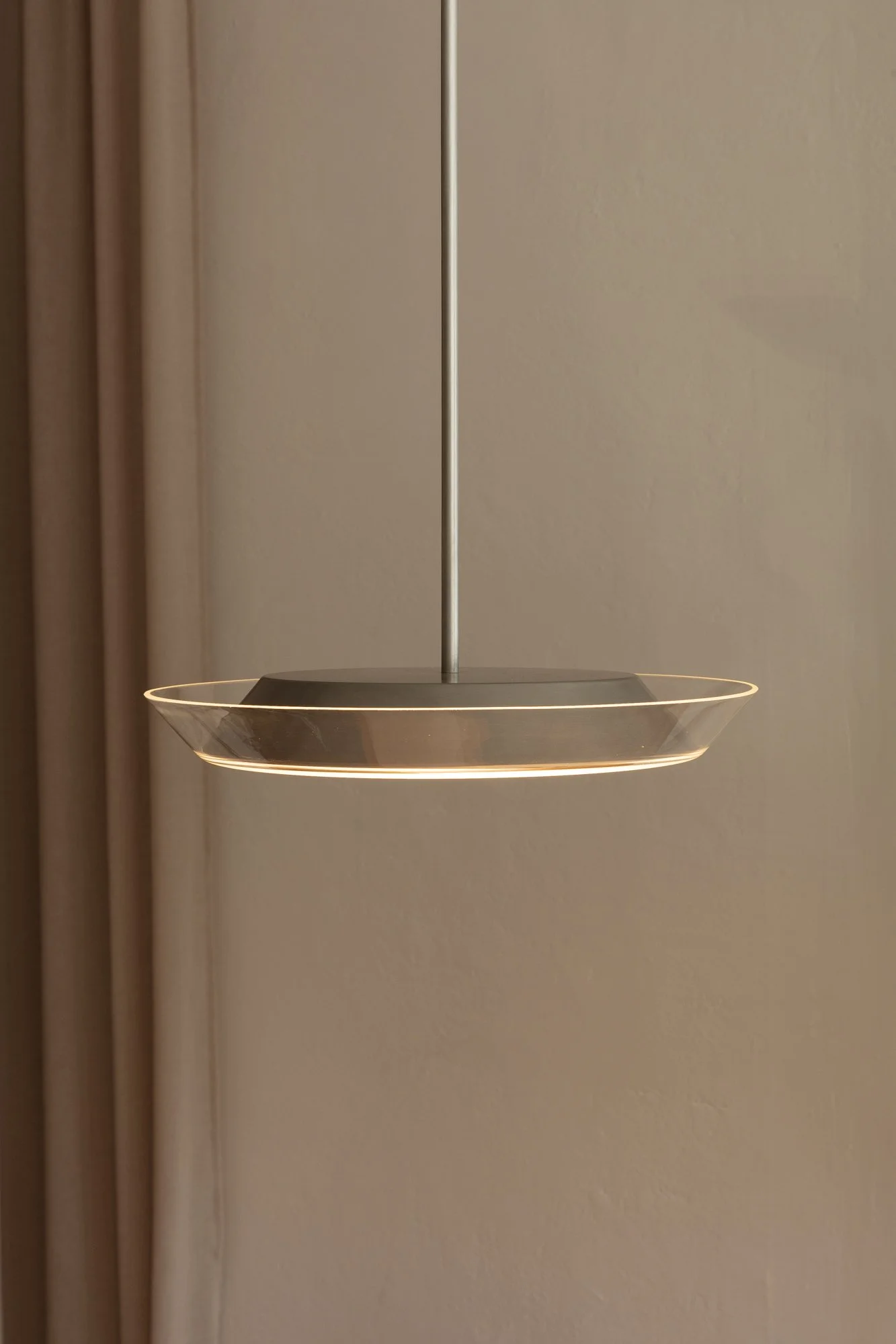 Tuppa 45_Stainless_clear_on.jpg