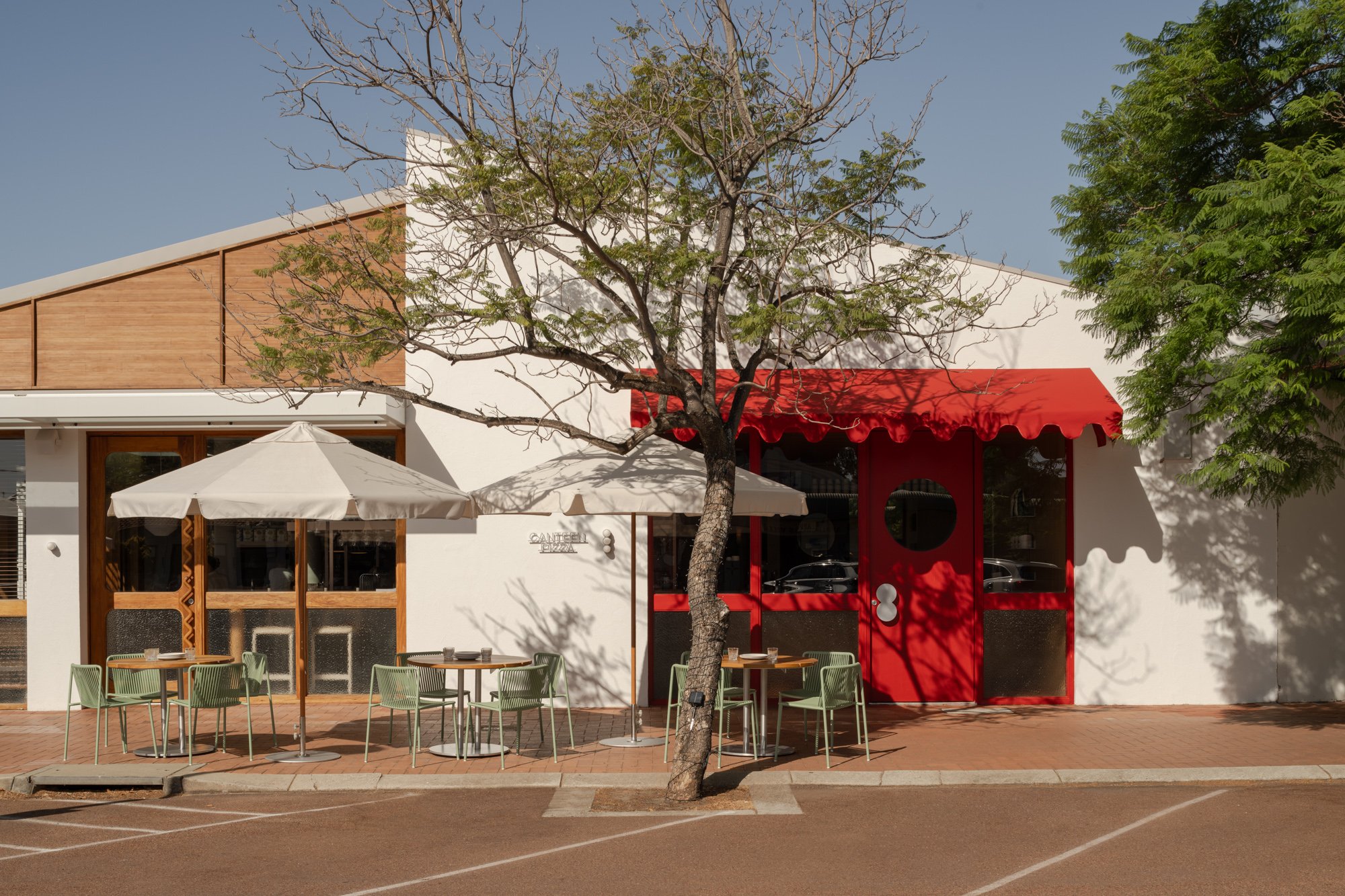 Canteen Pizza_studio gram_Dion Robeson_DR-170_LR.jpg