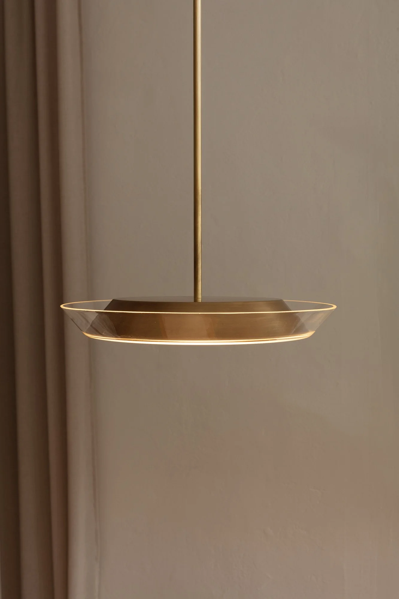 Tuppa 45_Aged Brass_Clear_on.jpg