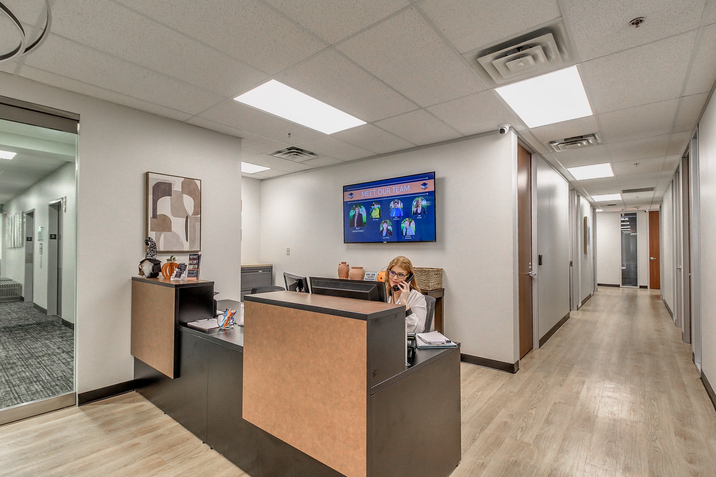 Front Desk - Beth DeGraffenreid.jpg