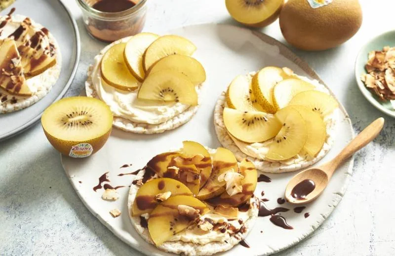 Zespri™ SunGold™ Kiwifruit rice cake cheesecake