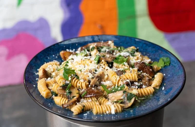 Tagliatelle with Mushrooms, Butter and Garlic