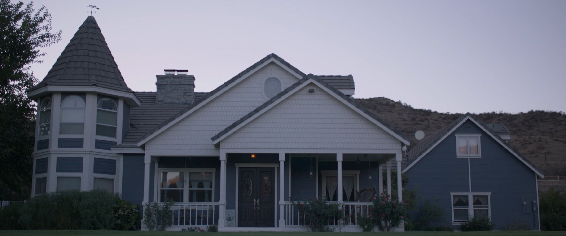 Gongoli_Key Still-8.jpg