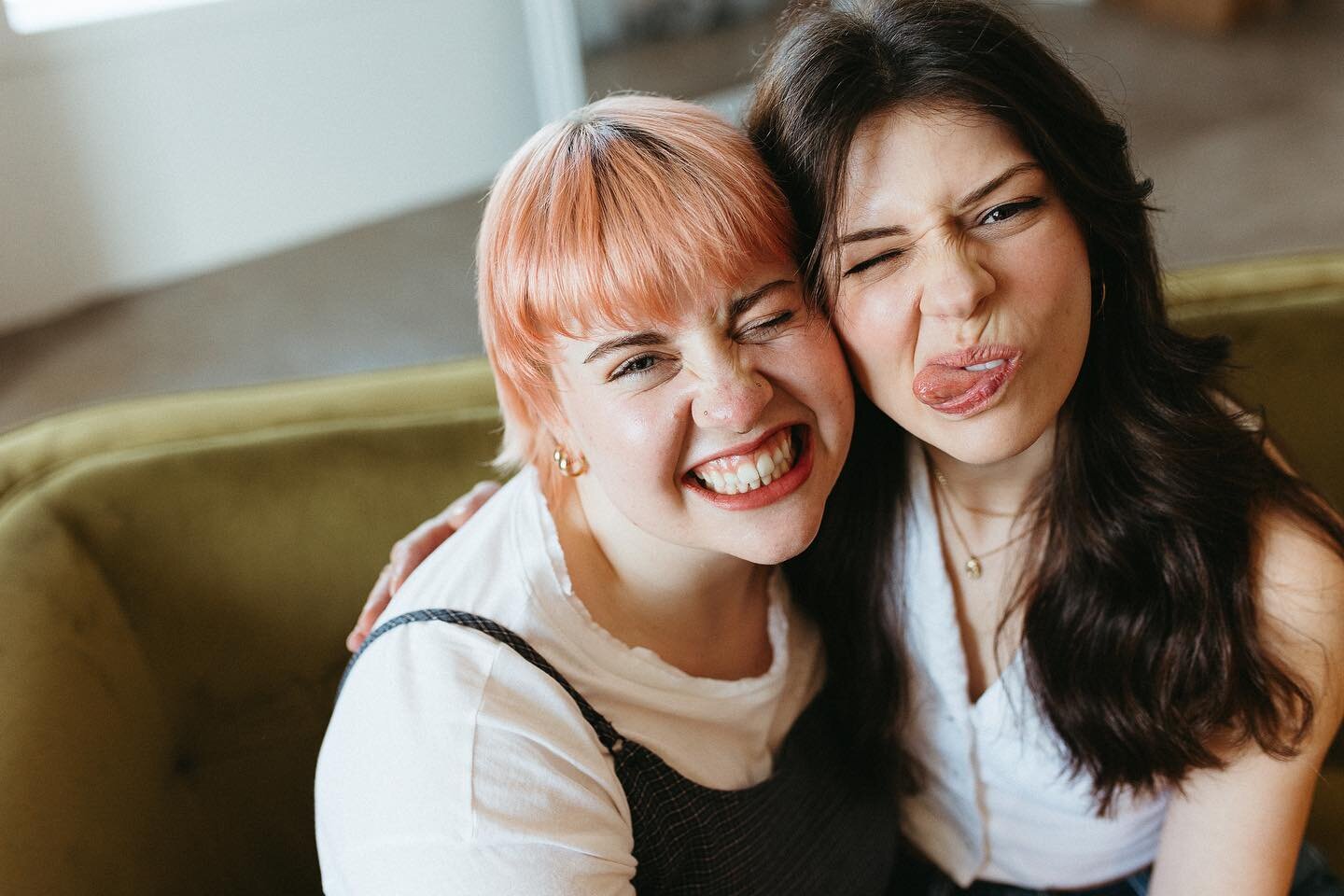 We&rsquo;re taking today off to hang with our besties before moving into the theatre on Sunday! What are you up to this weekend? 😊🕶️☀️

Amazing photo by @tessajaynephotography !!!

You can get your tickets to &ldquo;Annette is a Bimbo!&rdquo; May 2