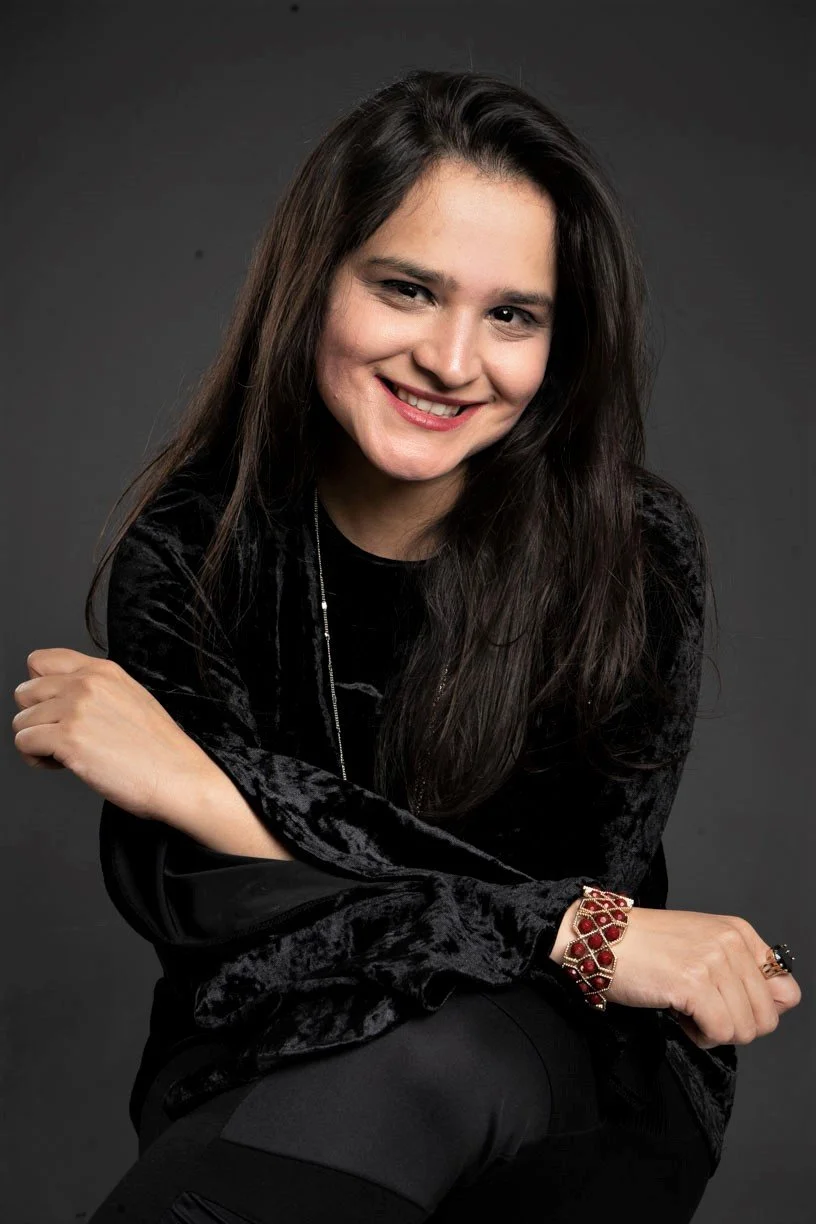 Ayesha Mohsin's Full Body 2.jpg