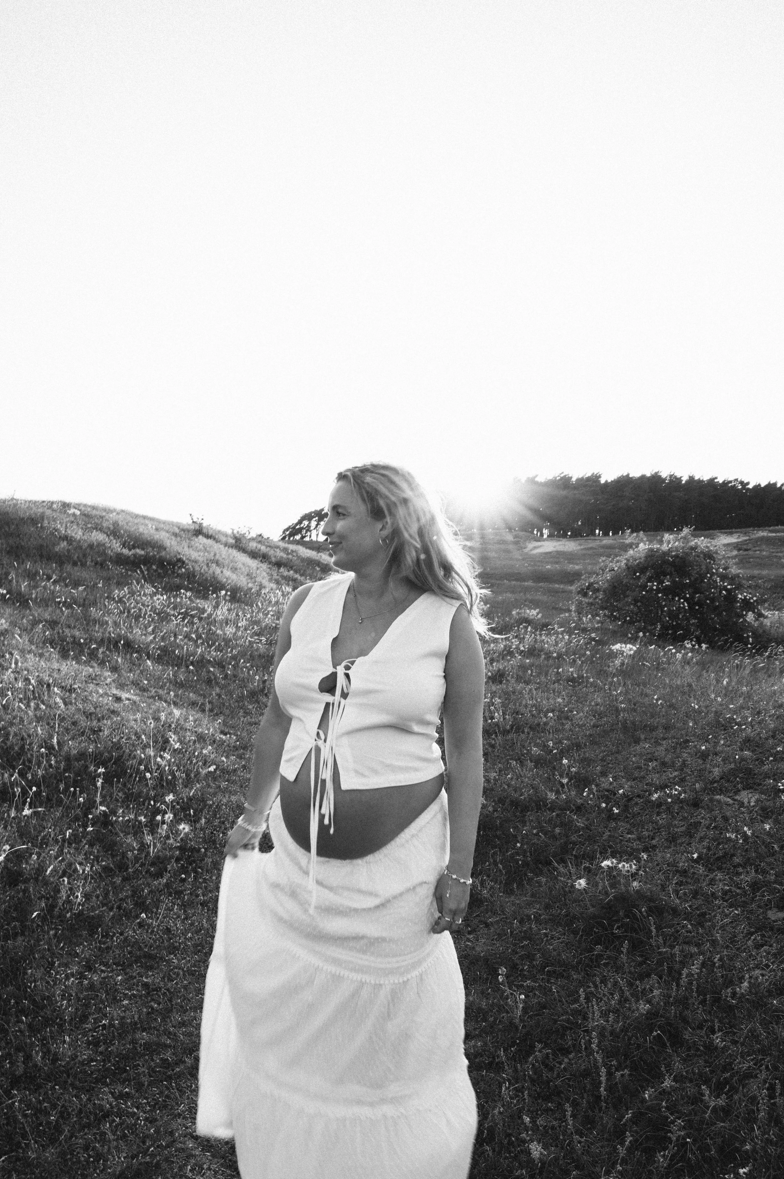 JuliaHaraldsonPhotography_2025_VictoriaAndreGravid-7.jpg